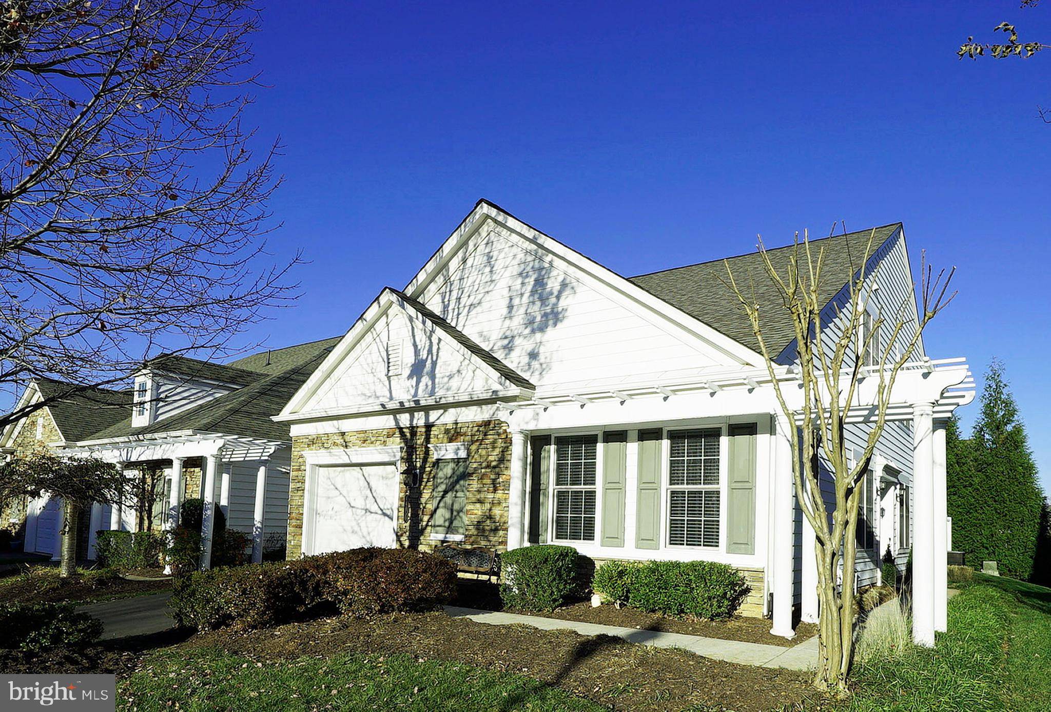 Ashburn, VA 20147,44450 OAKMONT MANOR SQ