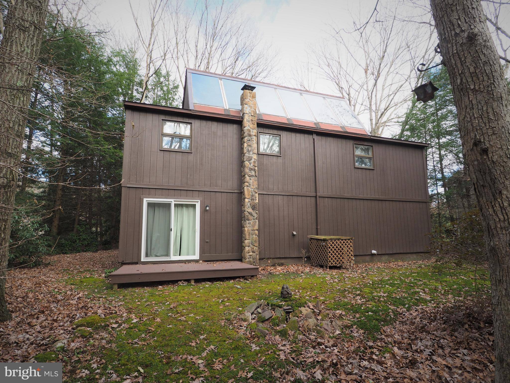 Nesquehoning, PA 18240,8 DOGWOOD LN