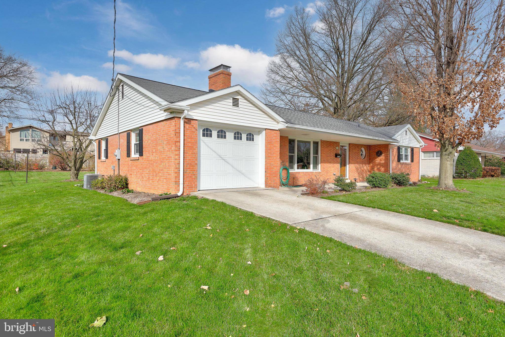 Palmyra, PA 17078,89 W PINE ST