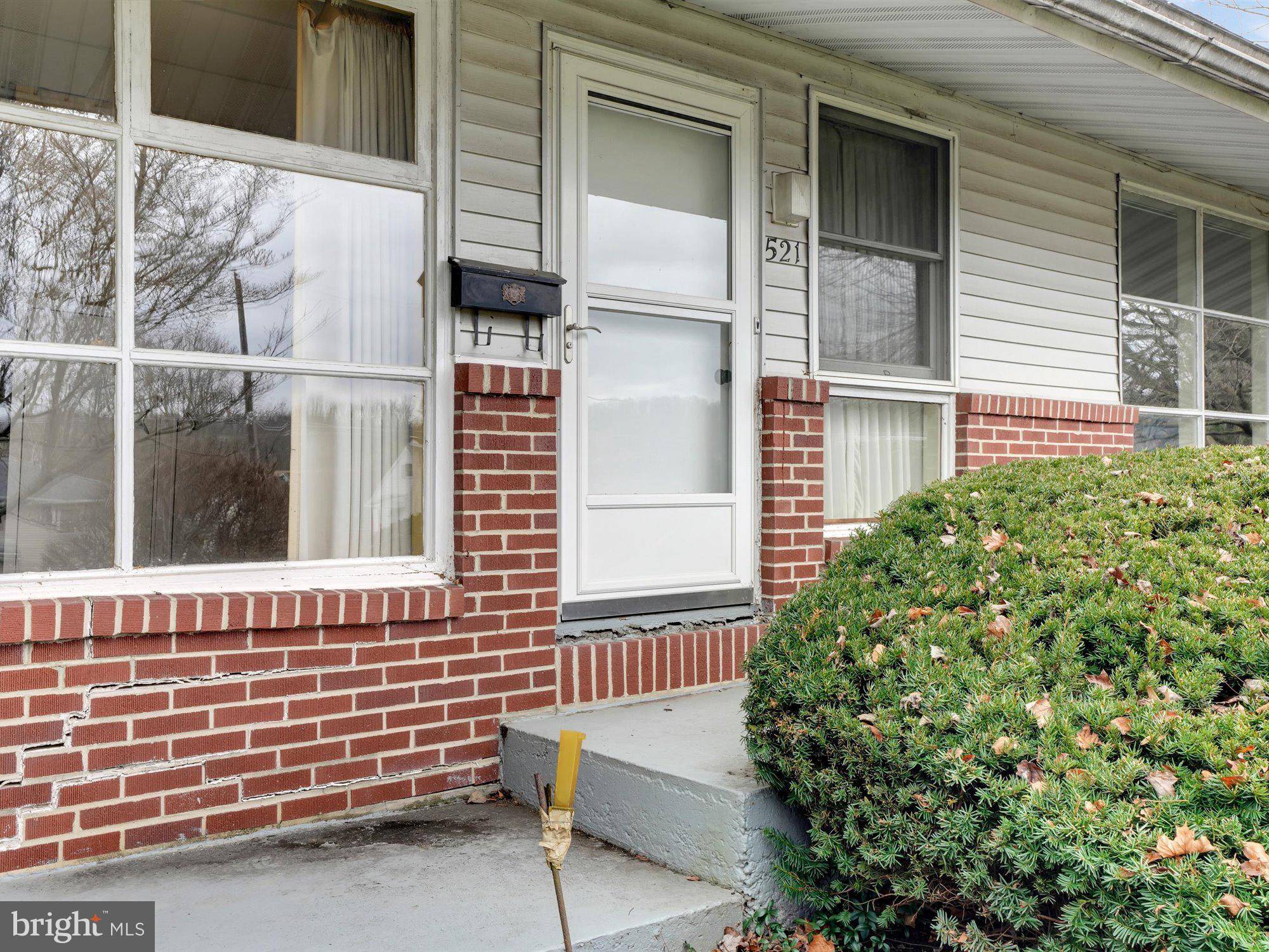 Orwigsburg, PA 17961,521 E MIFFLIN ST