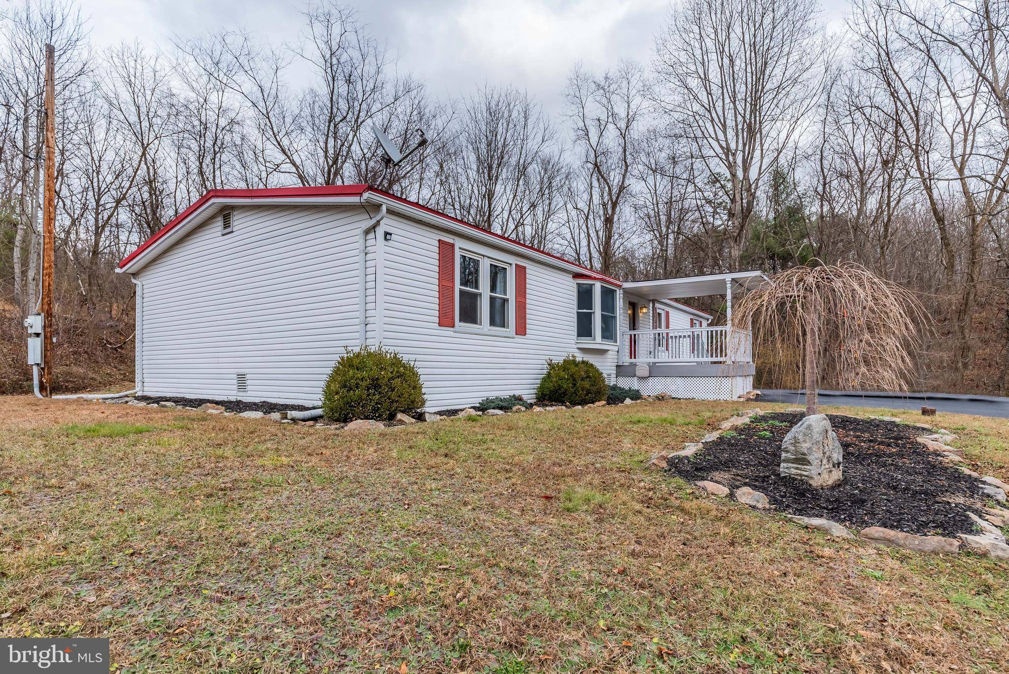 New Bloomfield, PA 17068,245 OKEFENOKE RD