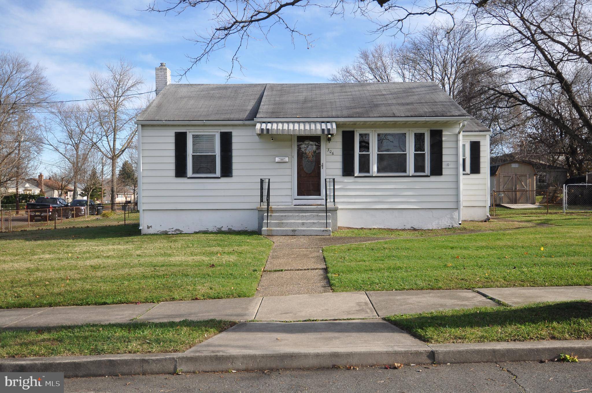 Delanco, NJ 08075,306 WEST AVE