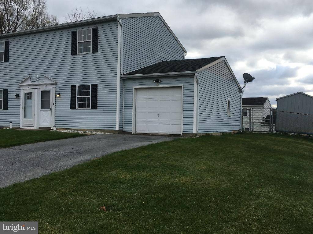 Cleona, PA 17042,8 DOGWOOD LN