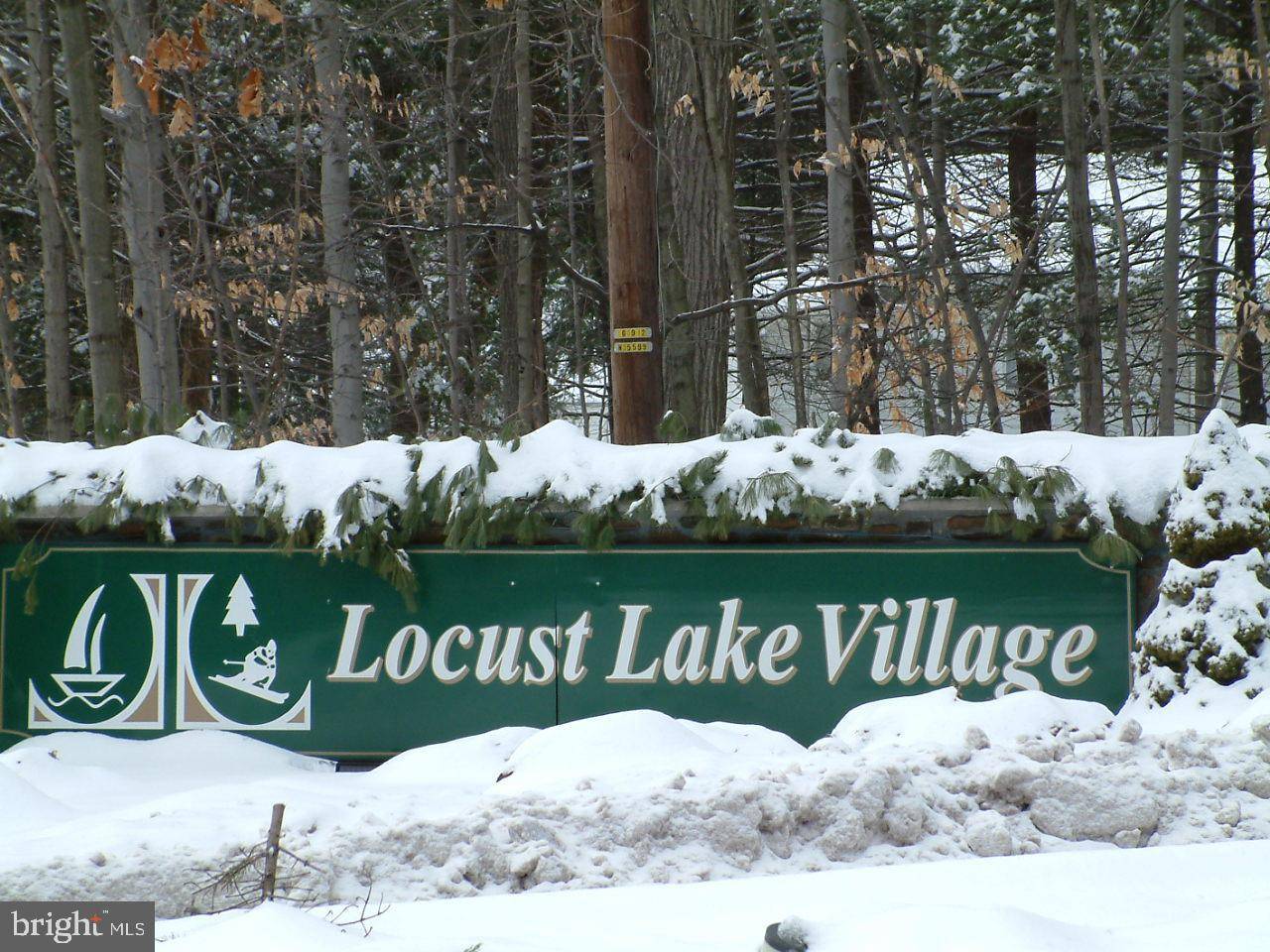 Pocono Lake, PA 18347,420 RIDGE RD