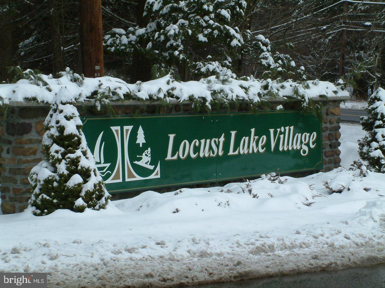 Pocono Lake, PA 18347,301 LAUREL HILL RD