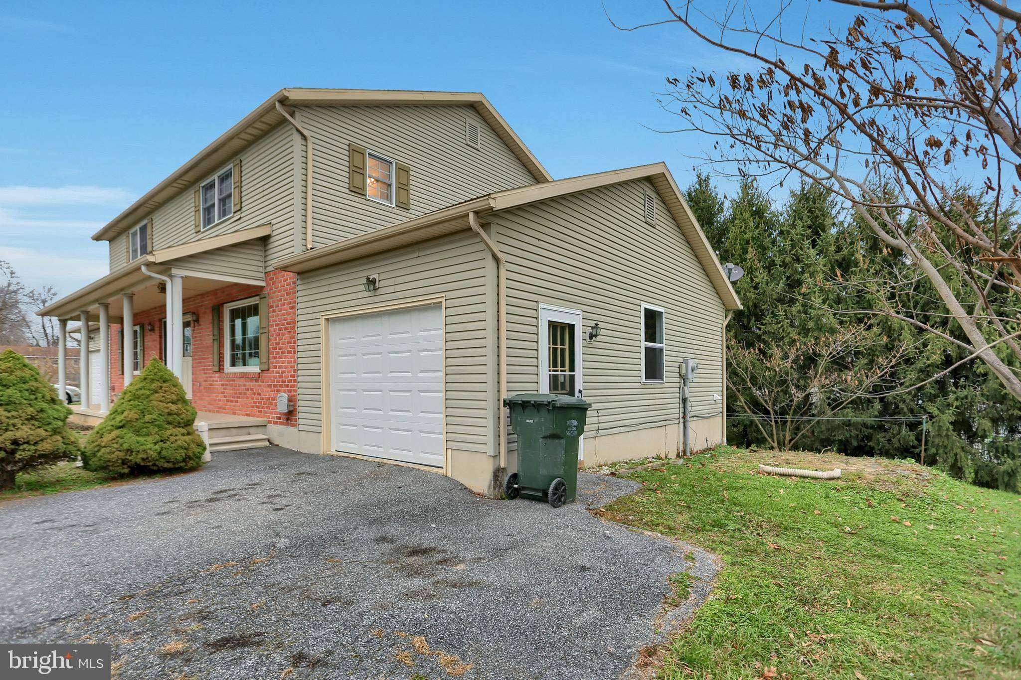 Shippensburg, PA 17257,4 HOLLY CT