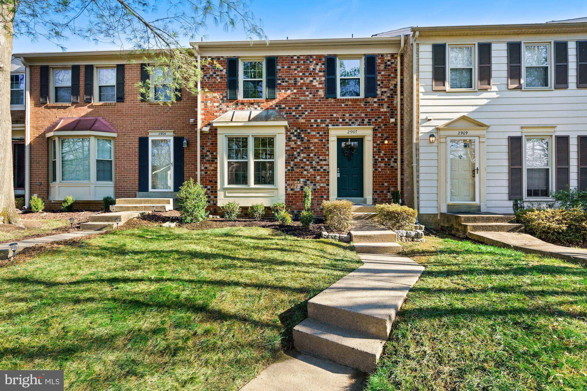 Vienna, VA 22181,2907 VILLAGE SPRING LN