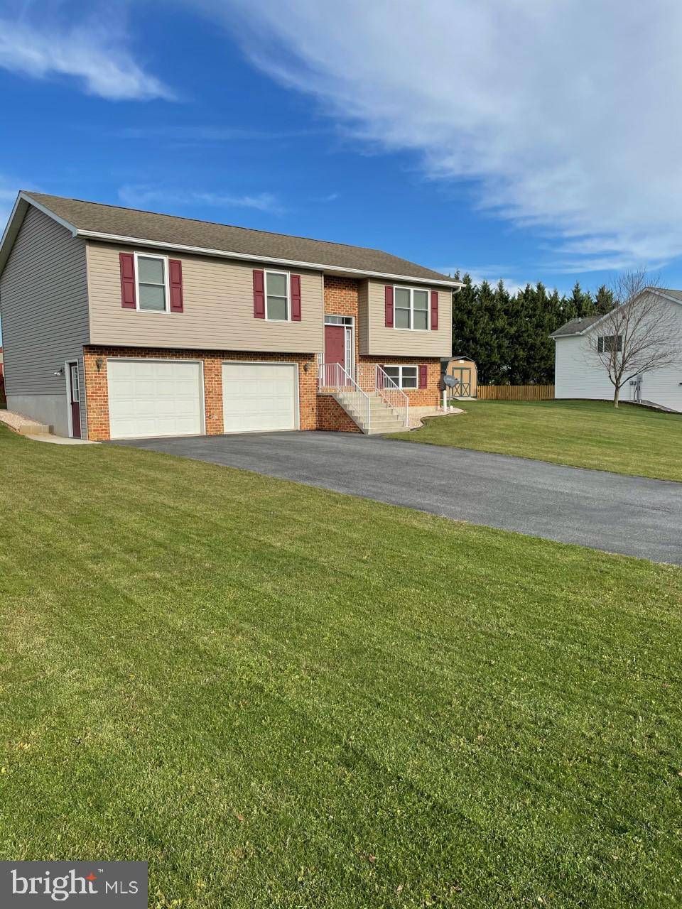 Shippensburg, PA 17257,1147 ASHTON DR