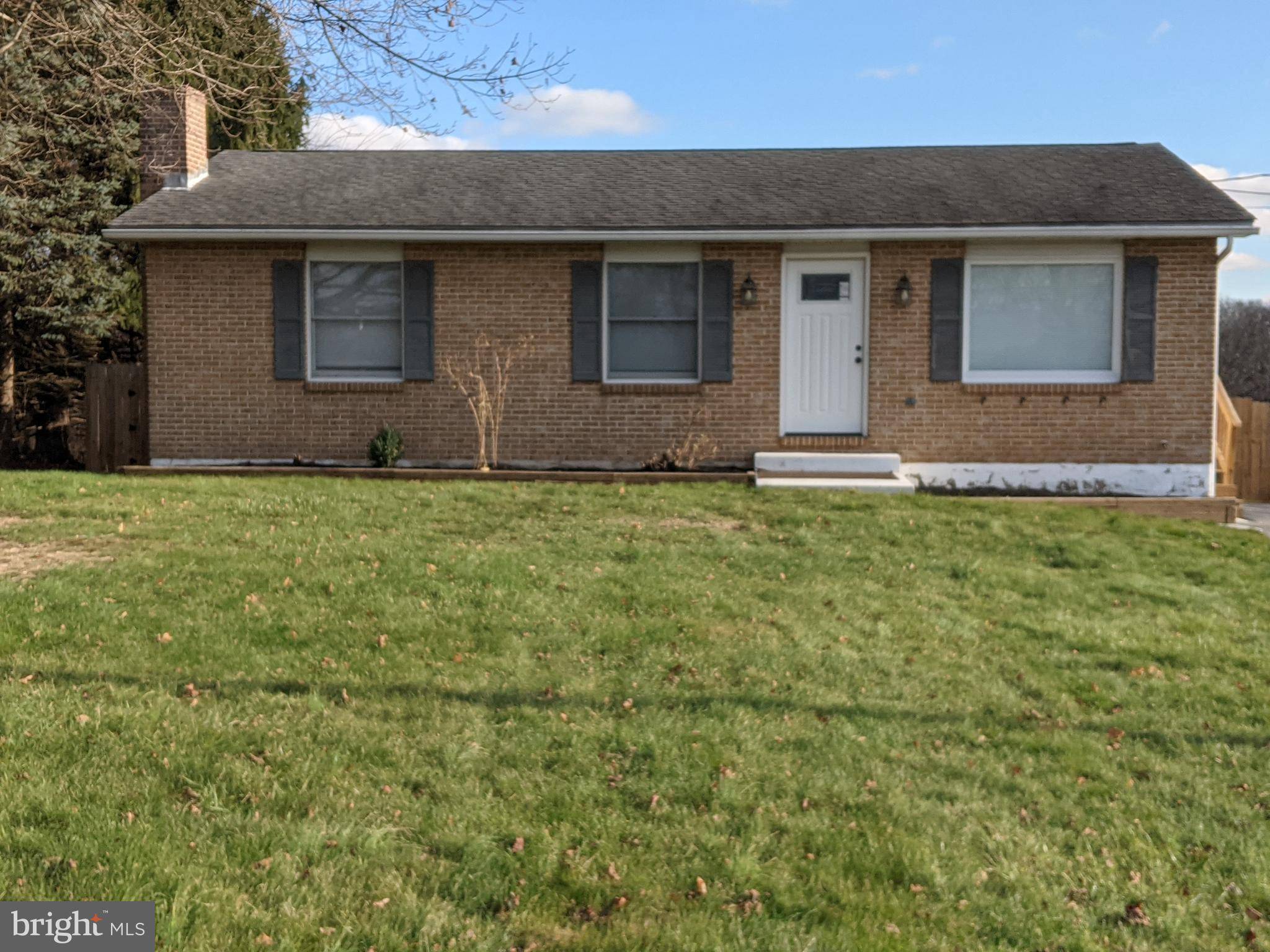 Chambersburg, PA 17202,1115 HAMILTON DR