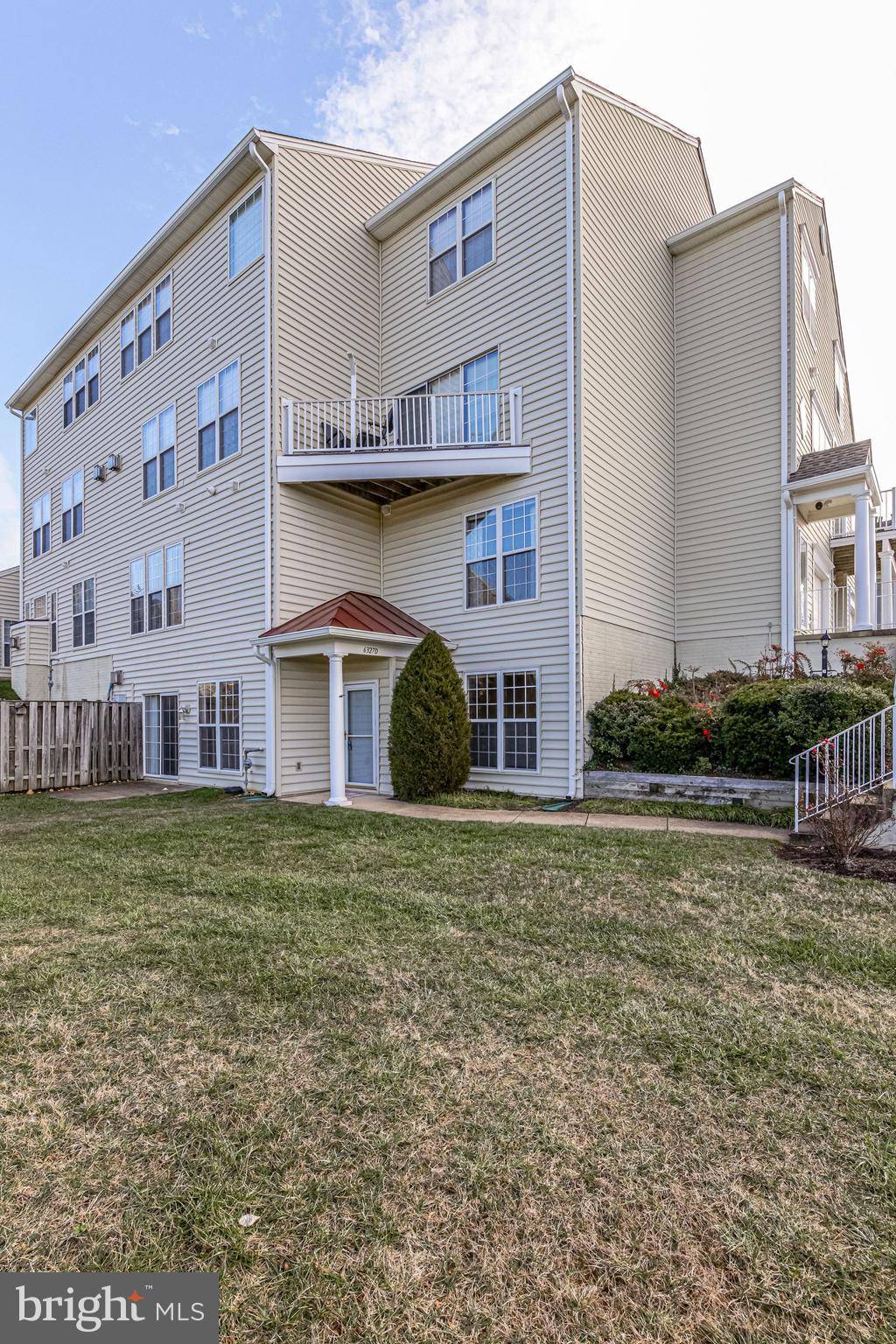 Alexandria, VA 22312,6327 EAGLE RIDGE LN #48