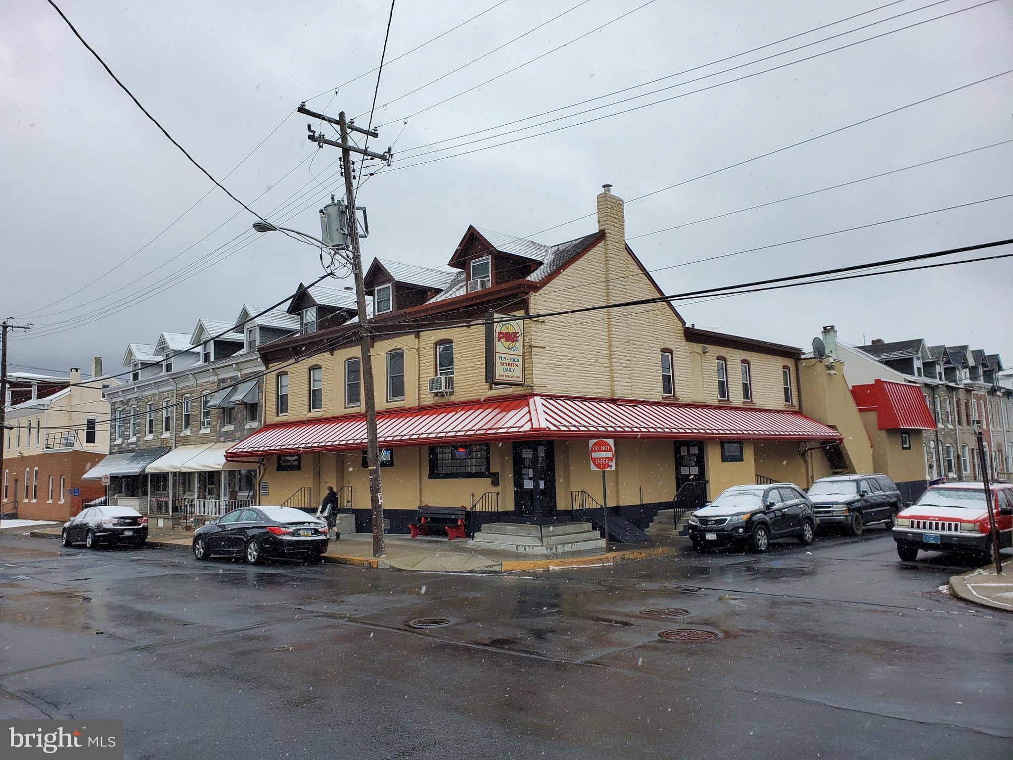 Reading, PA 19604,927 PIKE ST