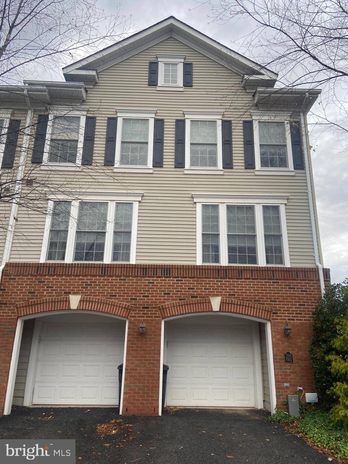 Alexandria, VA 22306,7100 MASON GROVE CT #23