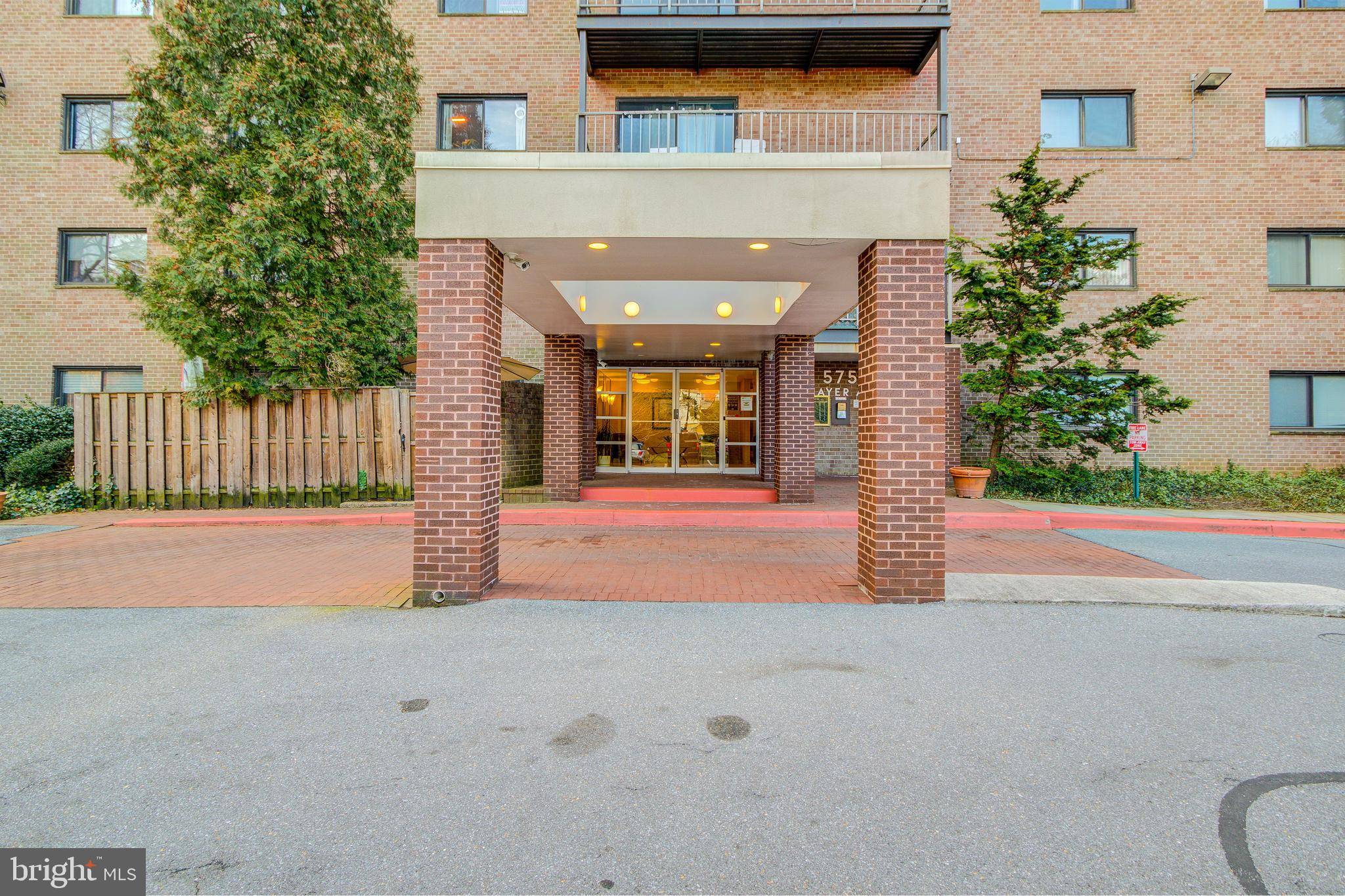 Silver Spring, MD 20910,575 THAYER AVE #404