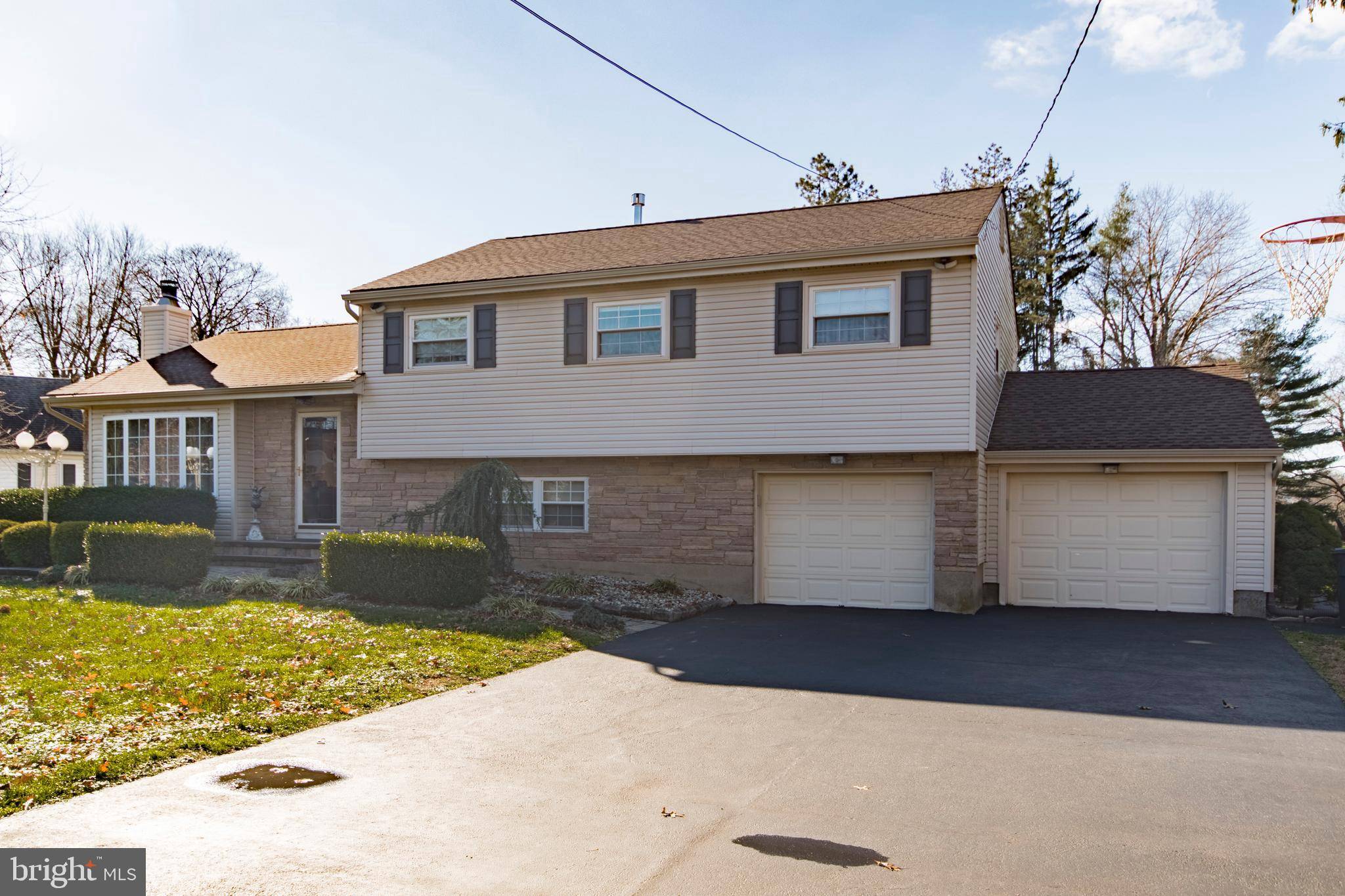 Ewing, NJ 08618,47 VAN DUYN