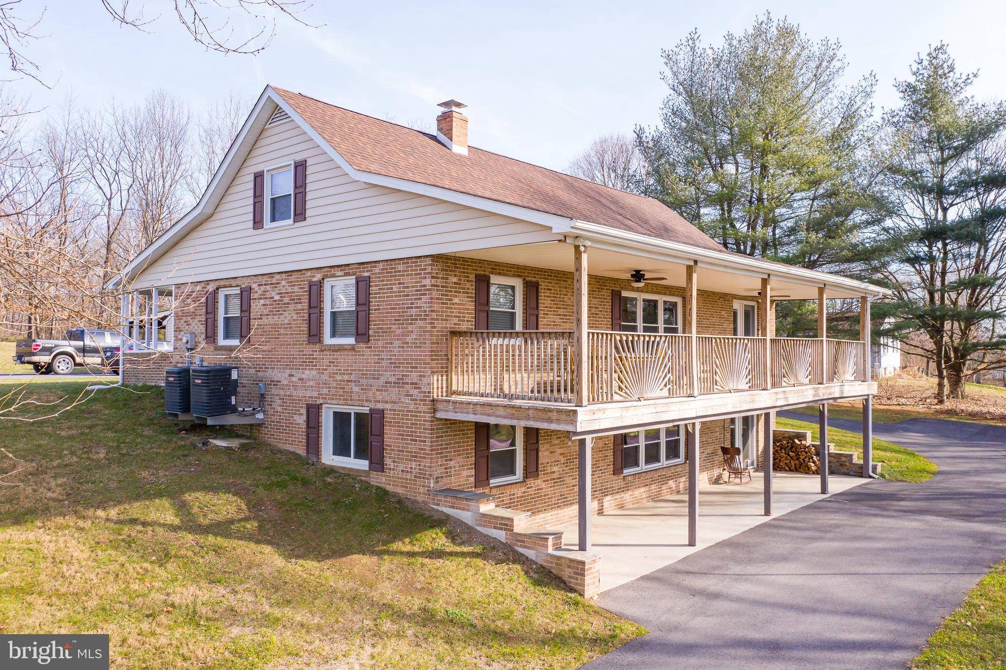 Falling Waters, WV 25419,32 CANAL ROAD