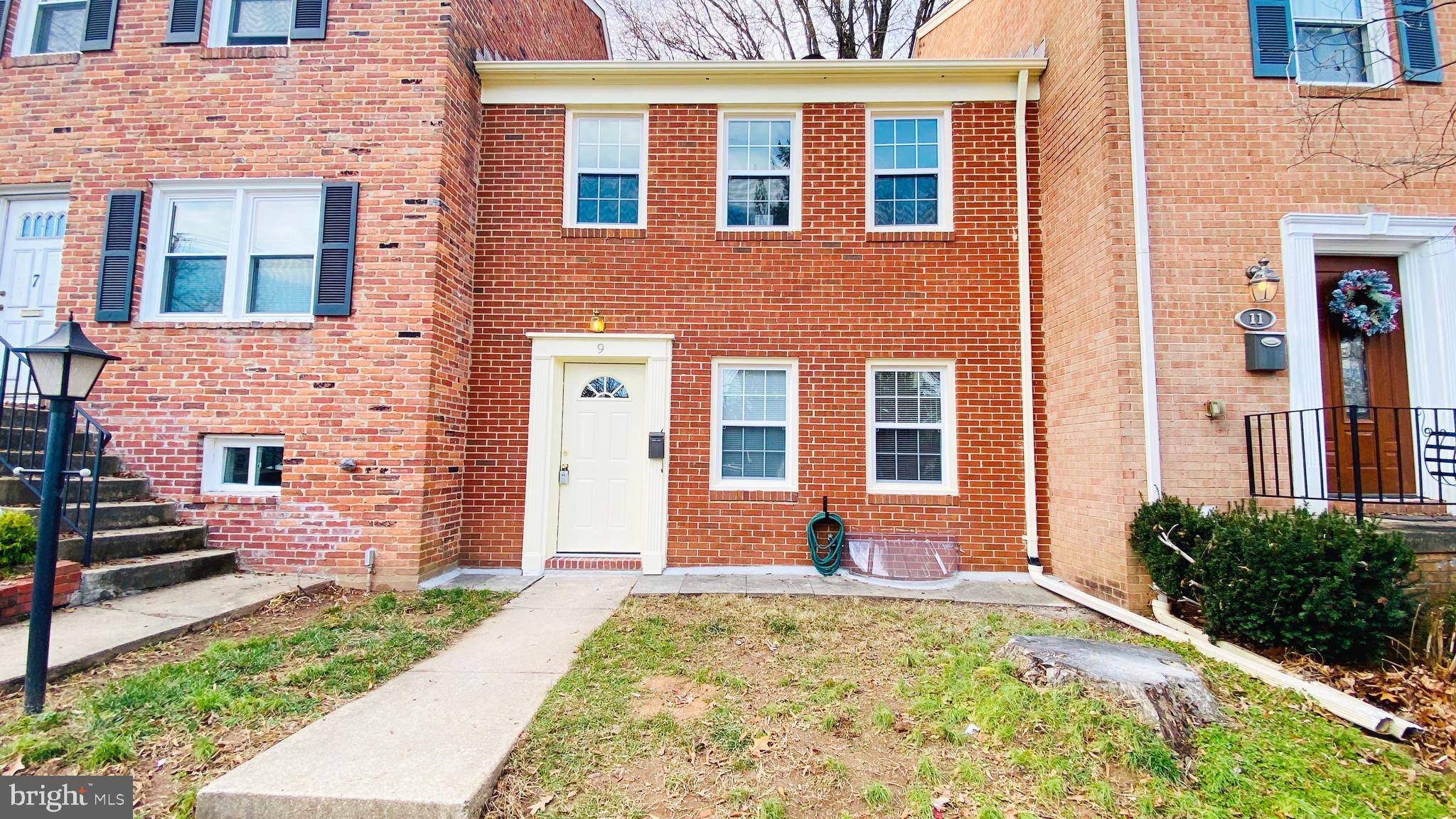 Gaithersburg, MD 20878,9 STORY DR