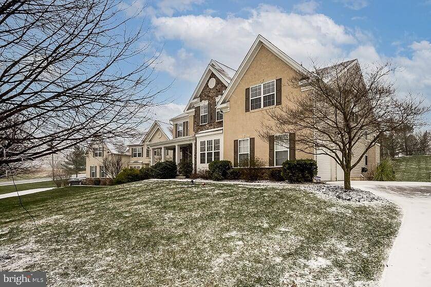 Avondale, PA 19311,102 CANDLEWYCK DR