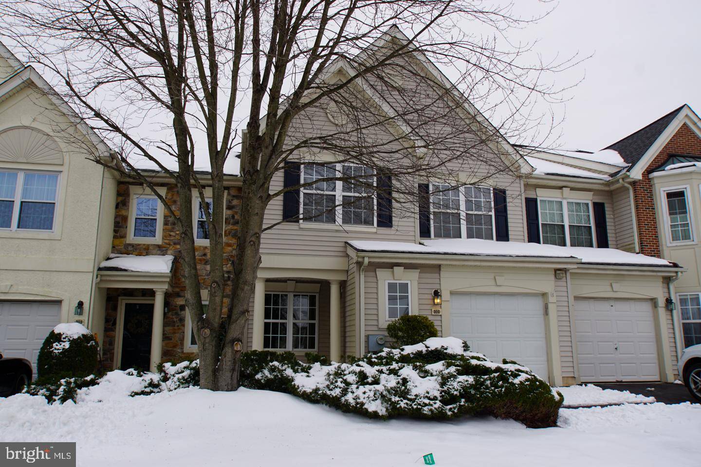 Warminster, PA 18974,302 SILVER OAK CT