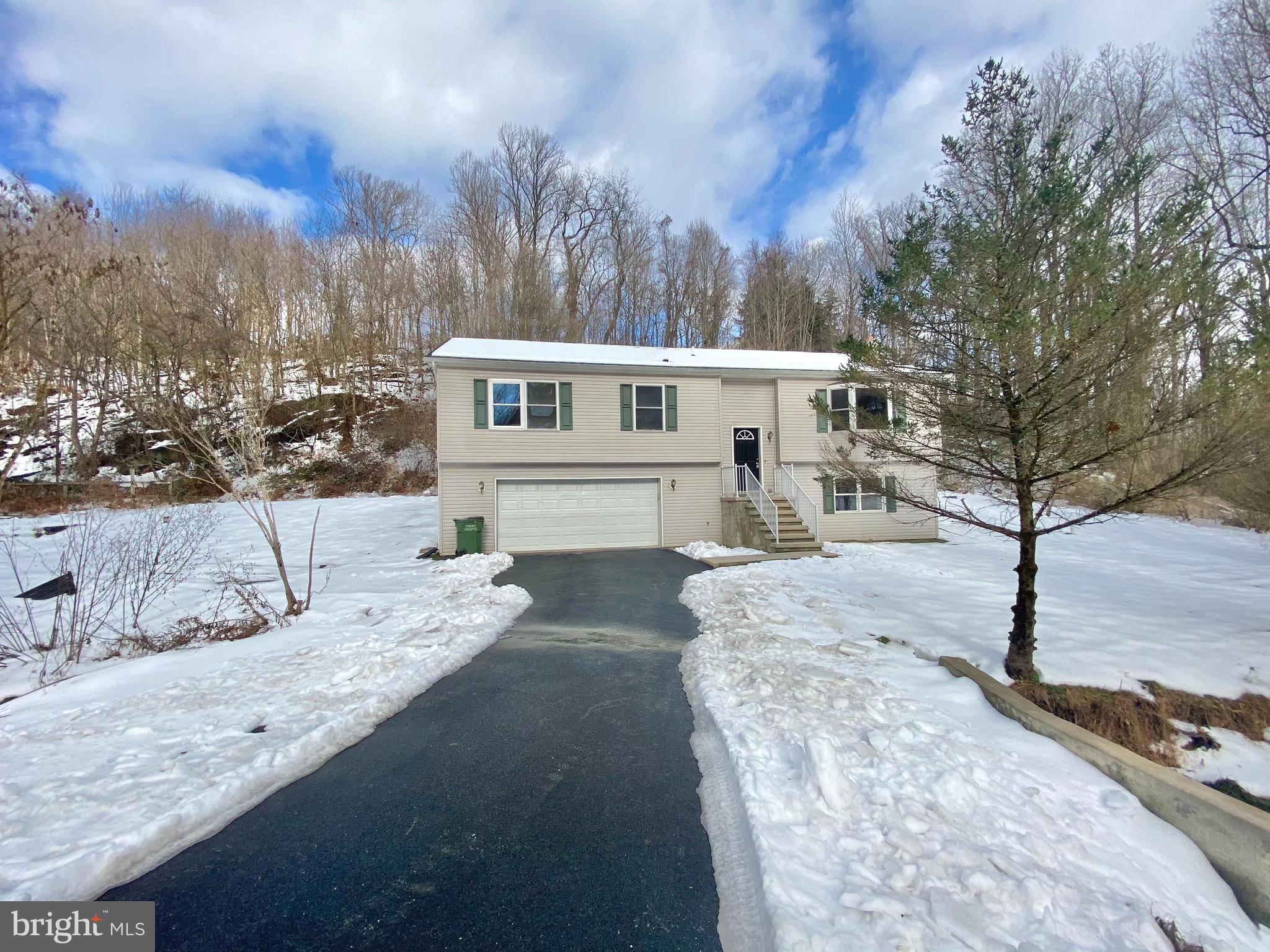 Wrightsville, PA 17368,175 HAKES HOLLOW RD