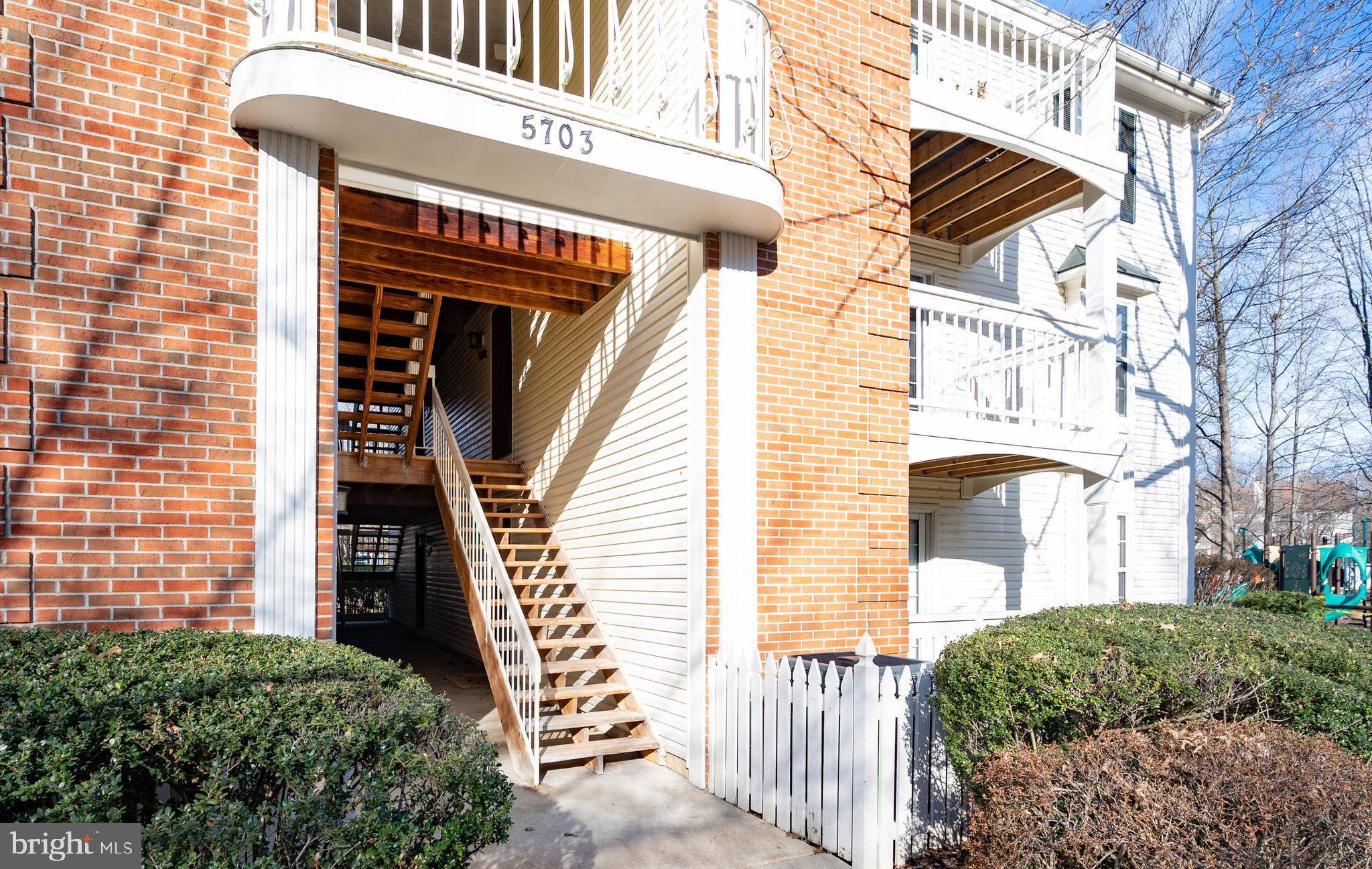 Alexandria, VA 22309,5703 SHADWELL CT #20