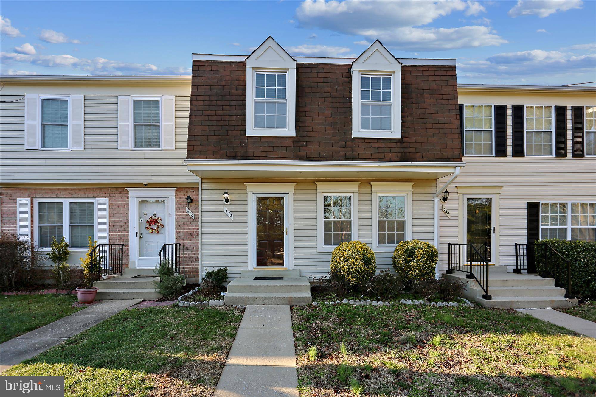 Gaithersburg, MD 20877,622 WHISPERING WIND CT