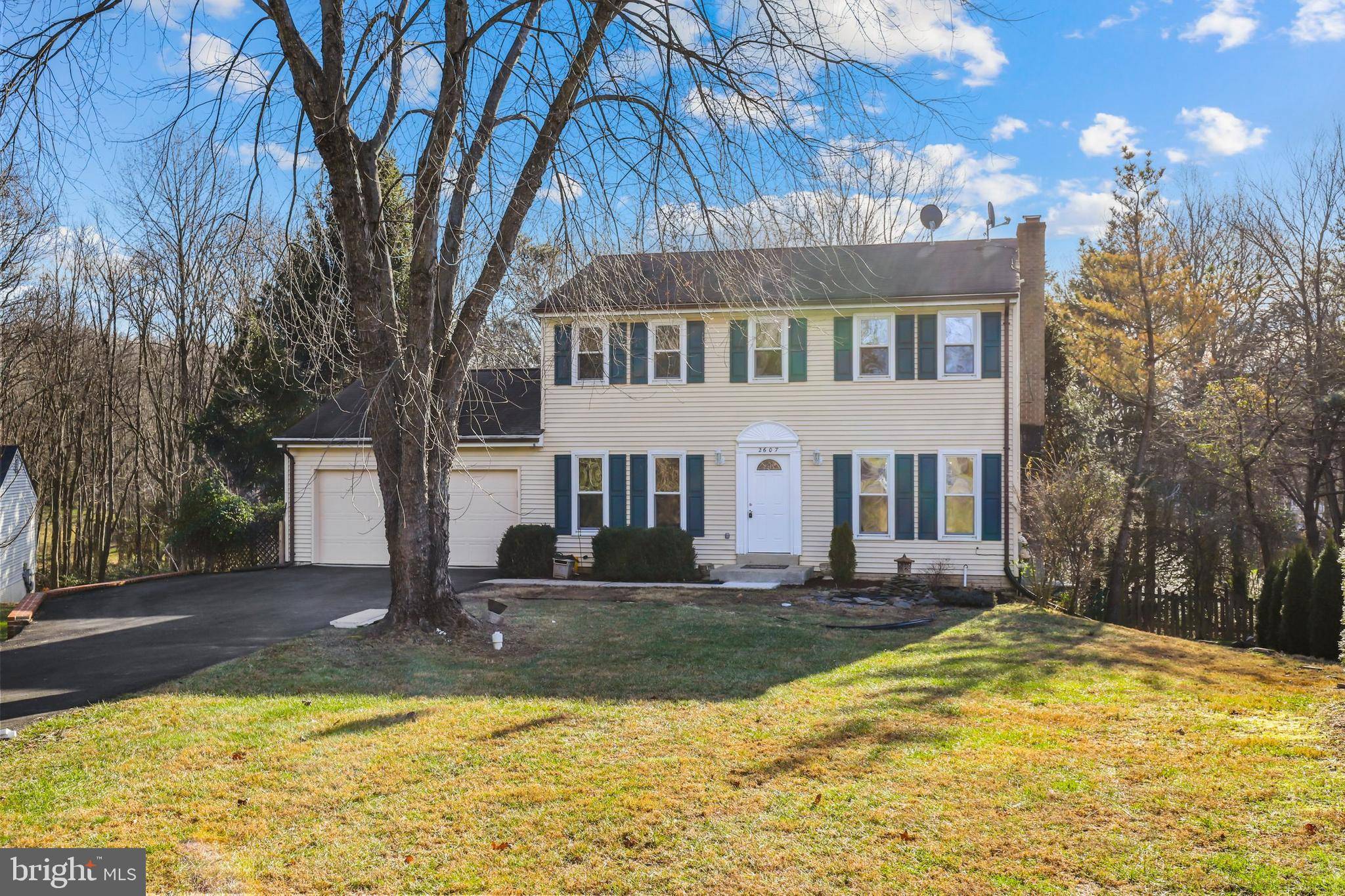 Herndon, VA 20171,2607 SESKEY GLEN CT