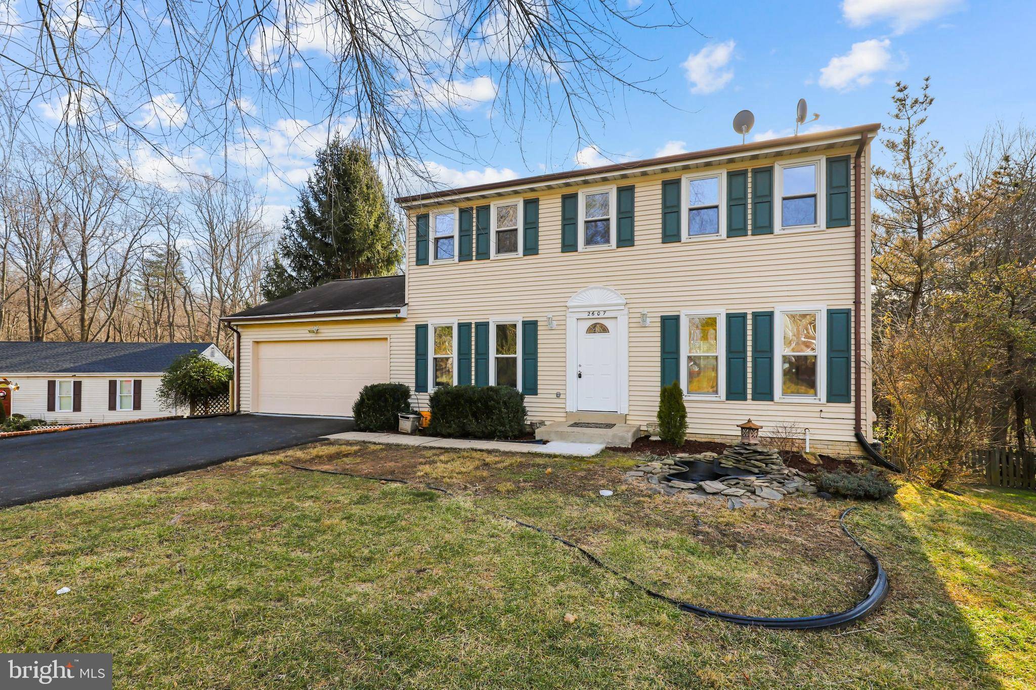 Herndon, VA 20171,2607 SESKEY GLEN CT