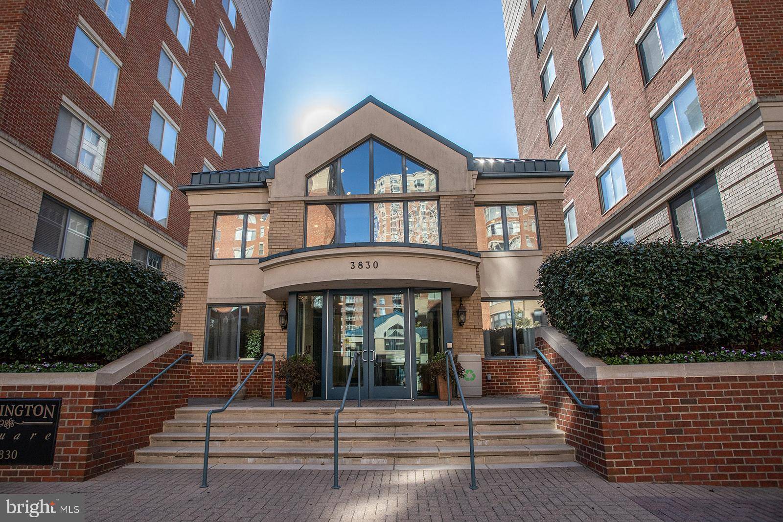 Arlington, VA 22203,3830 9TH ST N #407W