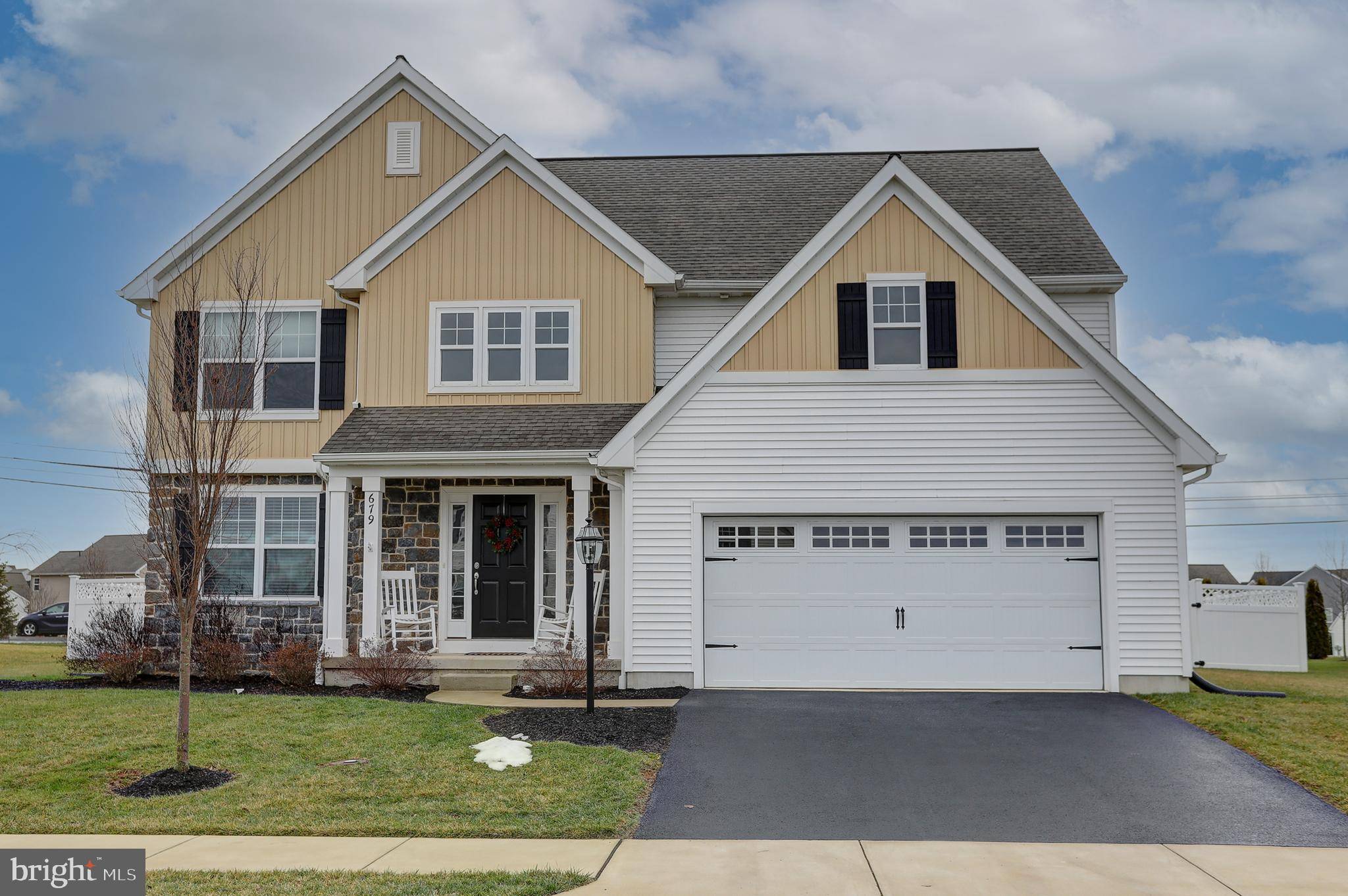 Annville, PA 17003,679 FIELDSTONE DR