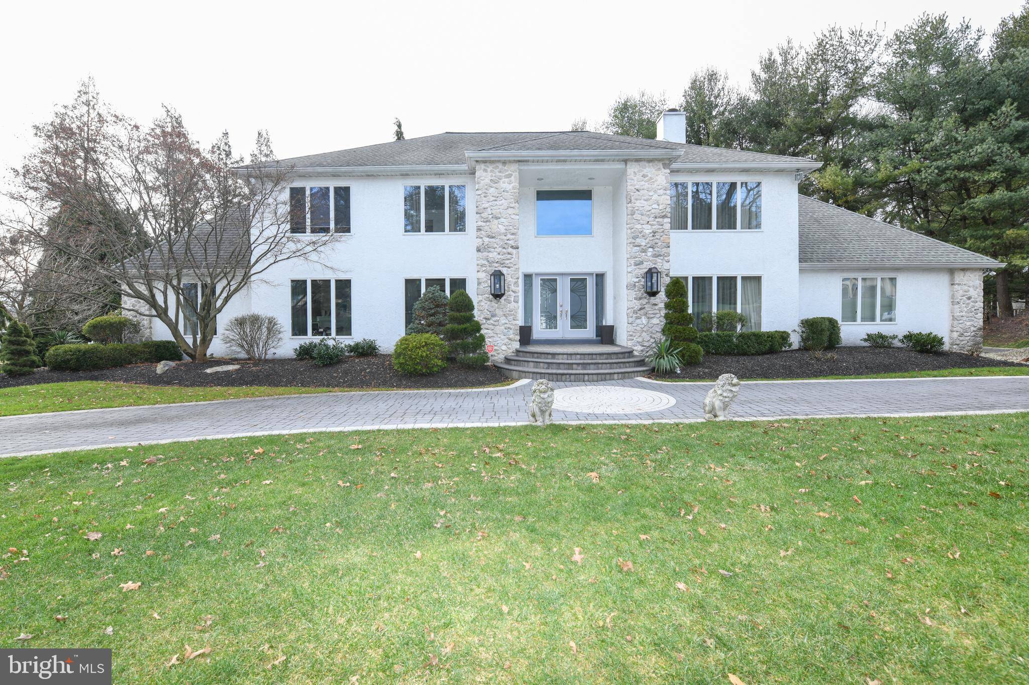 Huntingdon Valley, PA 19006,600 LONGVIEW DR