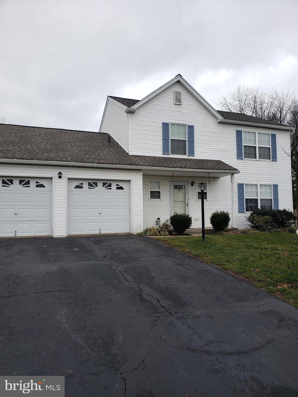 Gilbertsville, PA 19525,596 JENNIFER LN