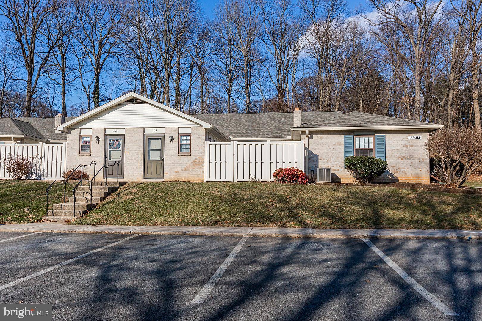 Lancaster, PA 17601,395 VALLEYBROOK DR