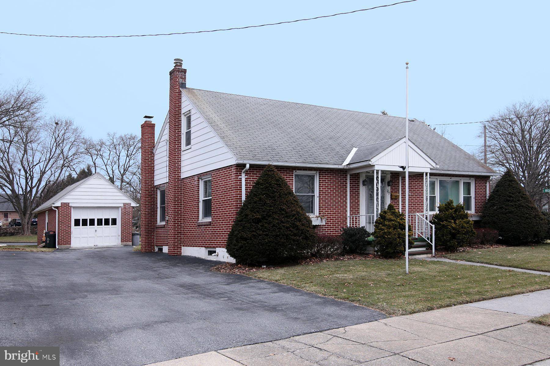 Cleona, PA 17042,103 W CHESTNUT ST