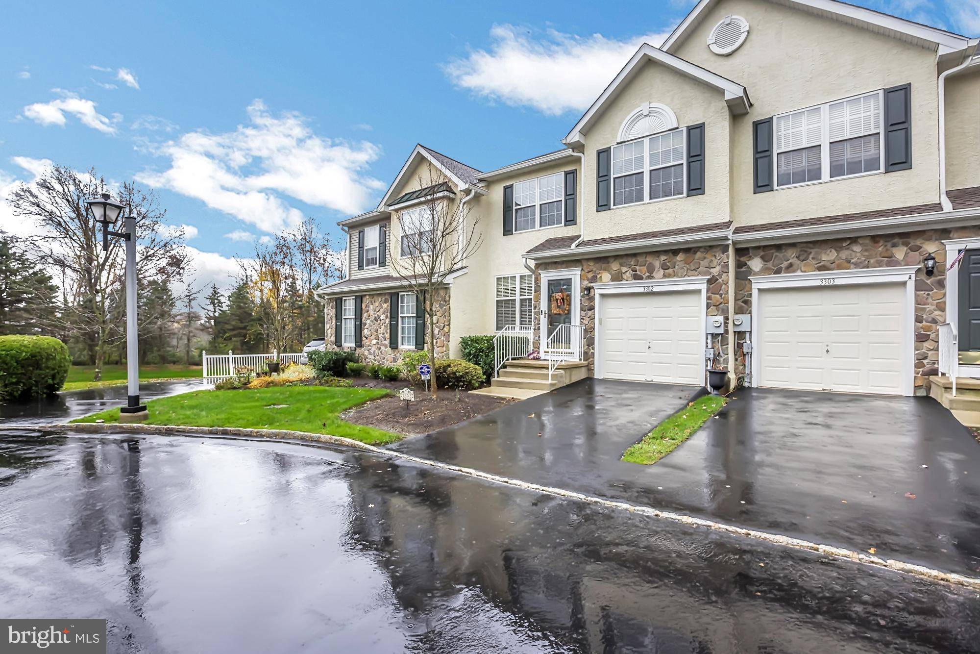 Newtown Square, PA 19073,3302 MAPLEVALE CIR