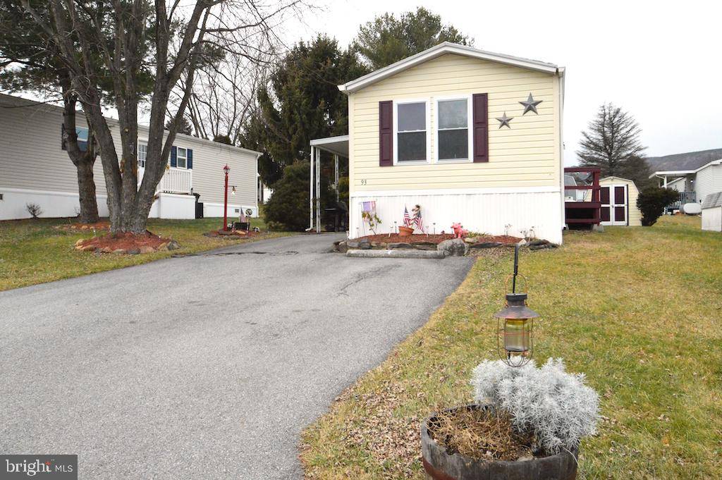 Walnutport, PA 18088,93 NASHUA ST