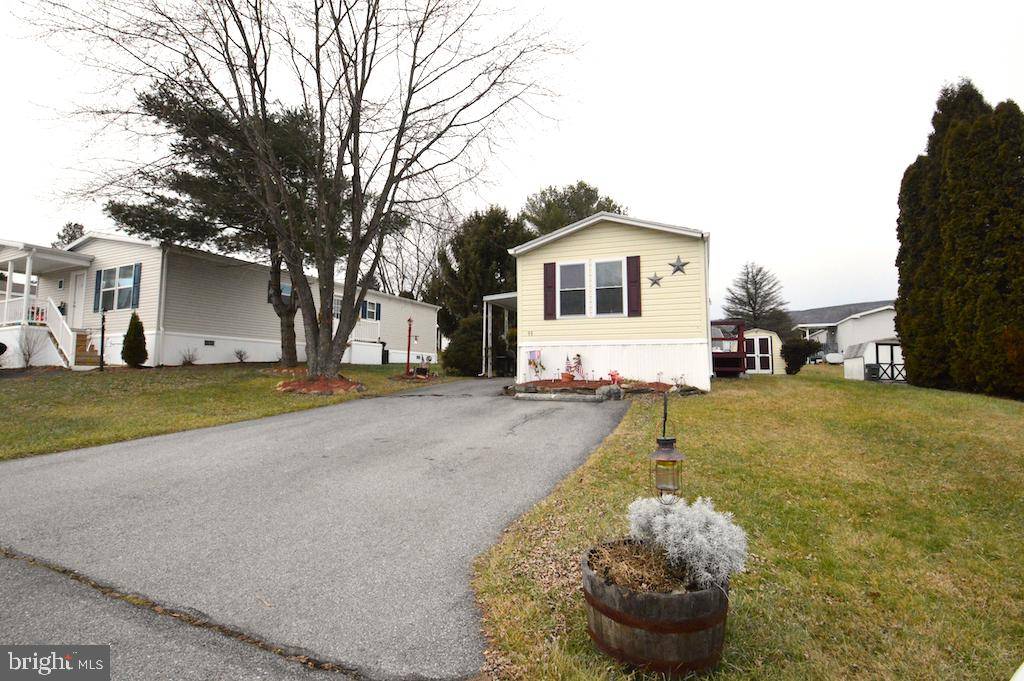 Walnutport, PA 18088,93 NASHUA ST