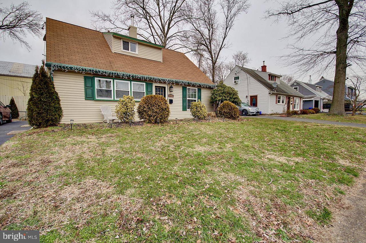 Morrisville, PA 19067,808 RENNARD LN