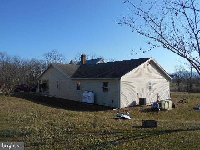 Mercersburg, PA 17236,9413 BLUE SPRING RD