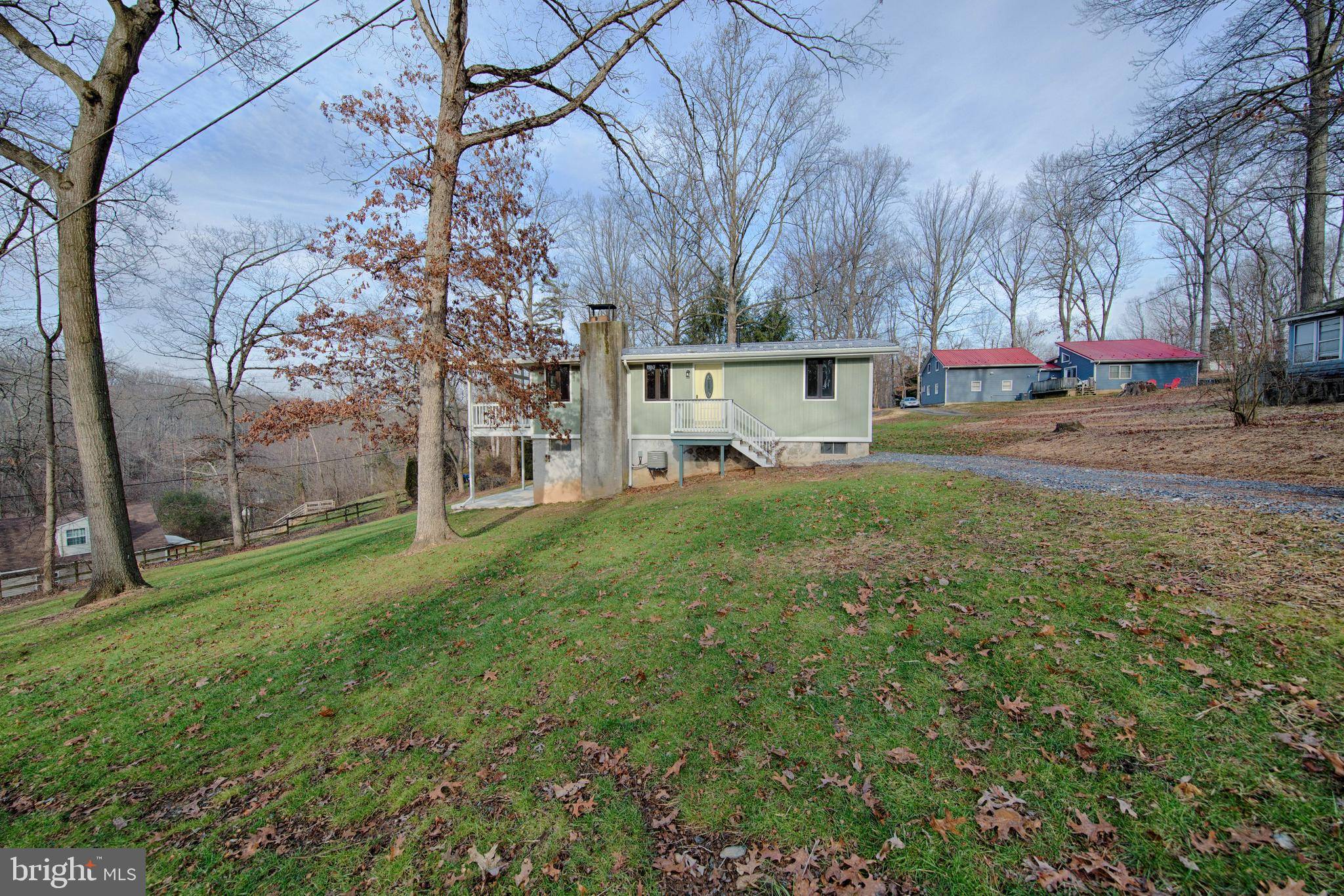 Delta, PA 17314,1 OAK DR