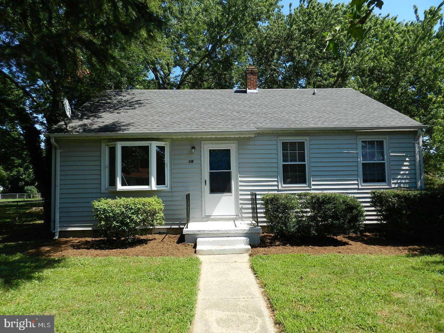 Colonial Beach, VA 22443,316 MIMOSA AVE