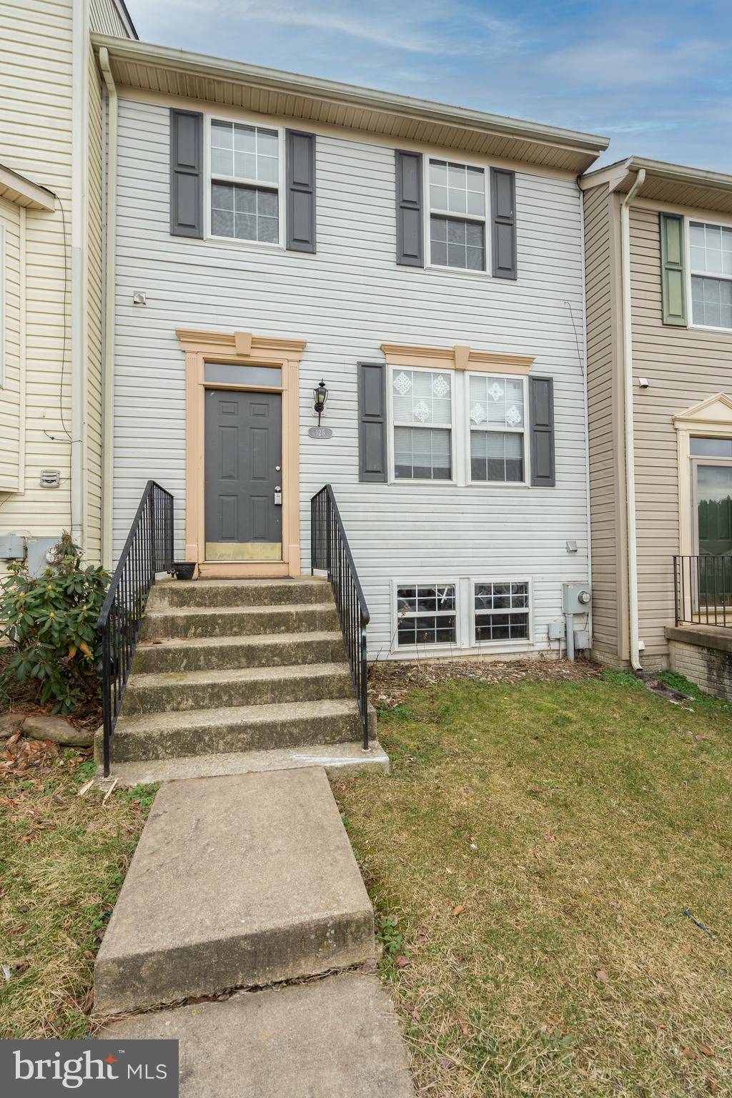 Martinsburg, WV 25401,125 THORNBERRY