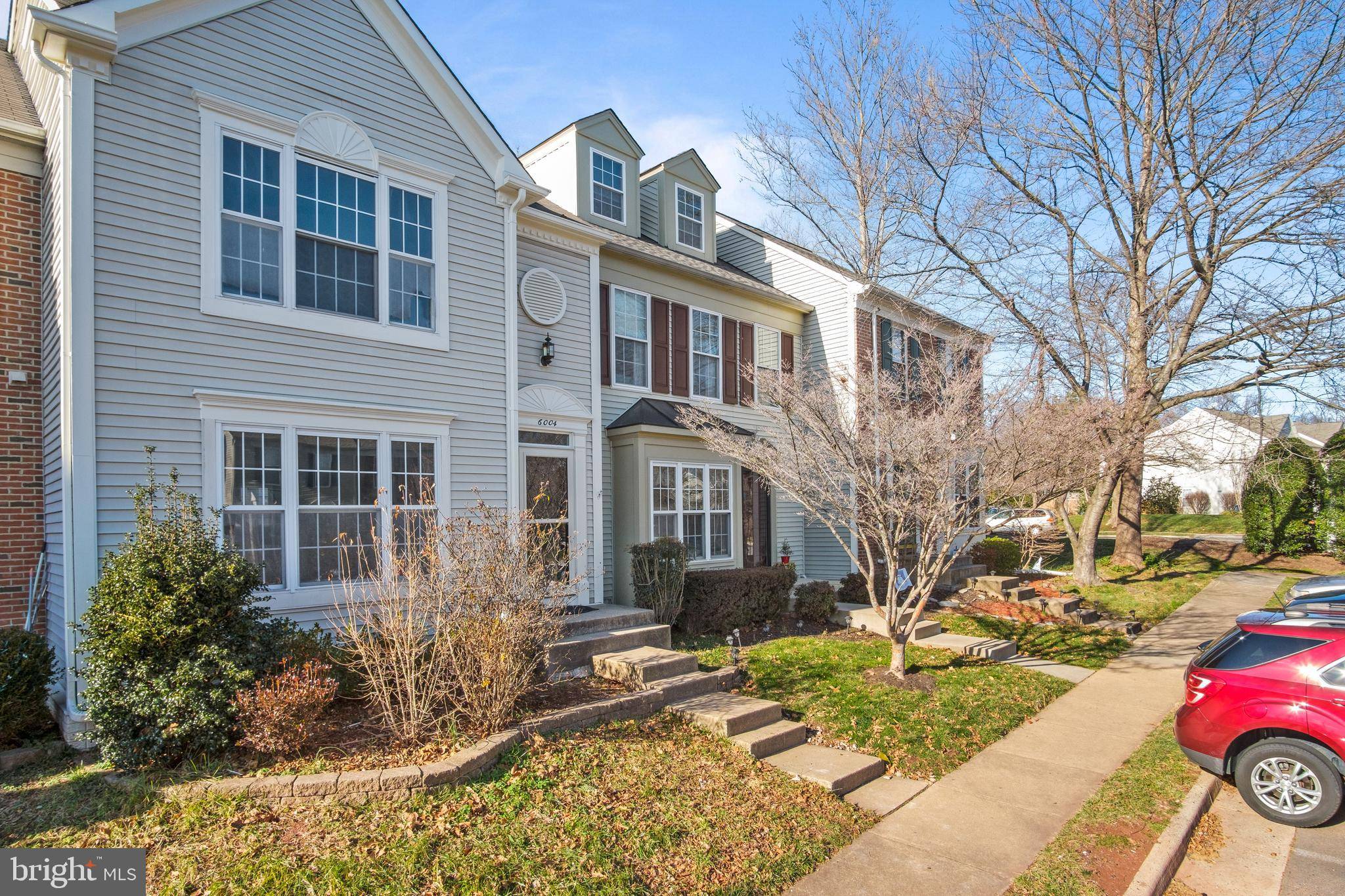 Centreville, VA 20120,6004 RAINA DR