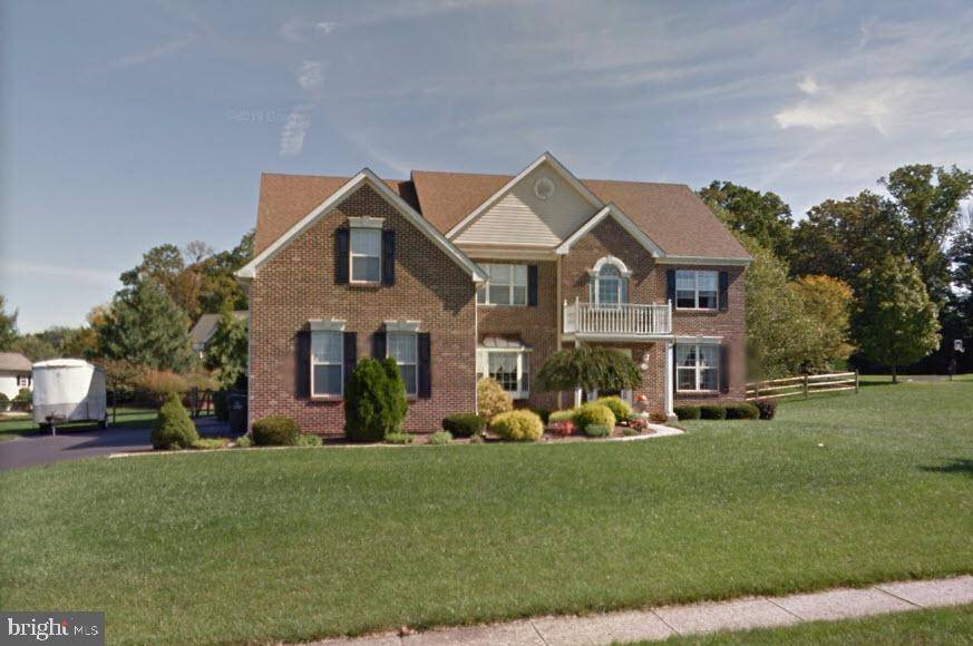 Royersford, PA 19468,2 SURREY LN