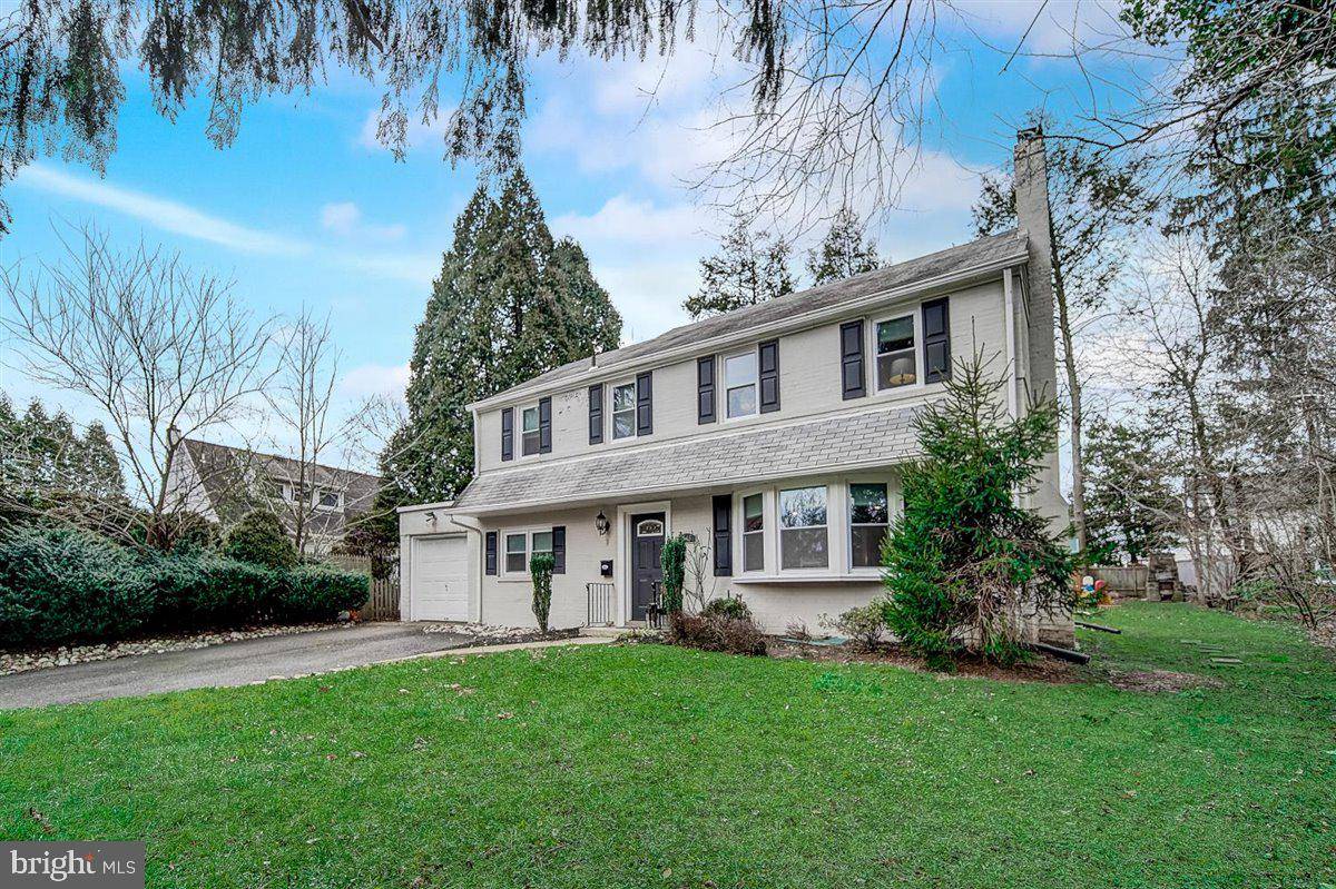 Elkins Park, PA 19027,946 JENKINTOWN RD