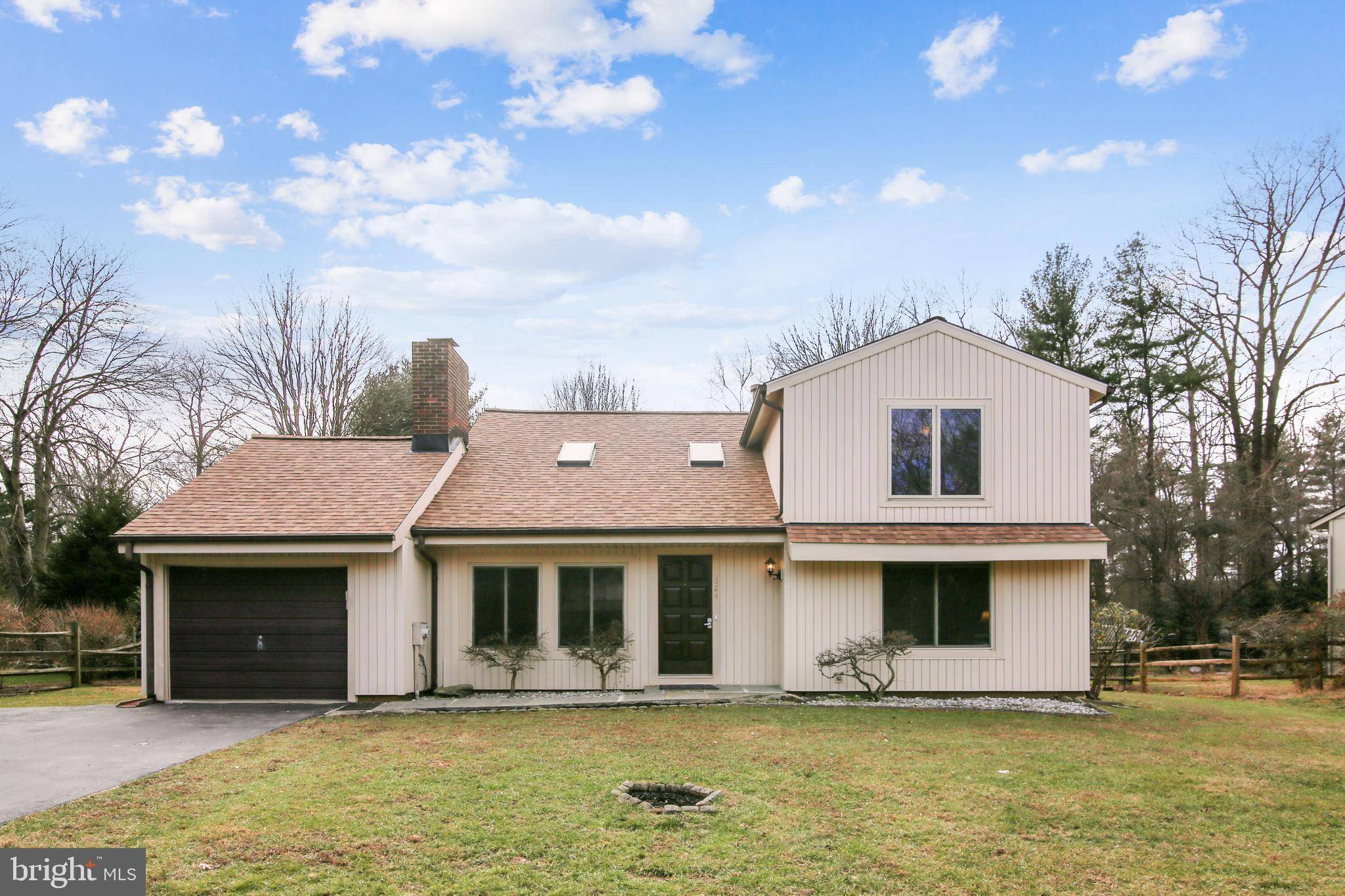 North Potomac, MD 20878,11624 HAPPY CHOICE LN