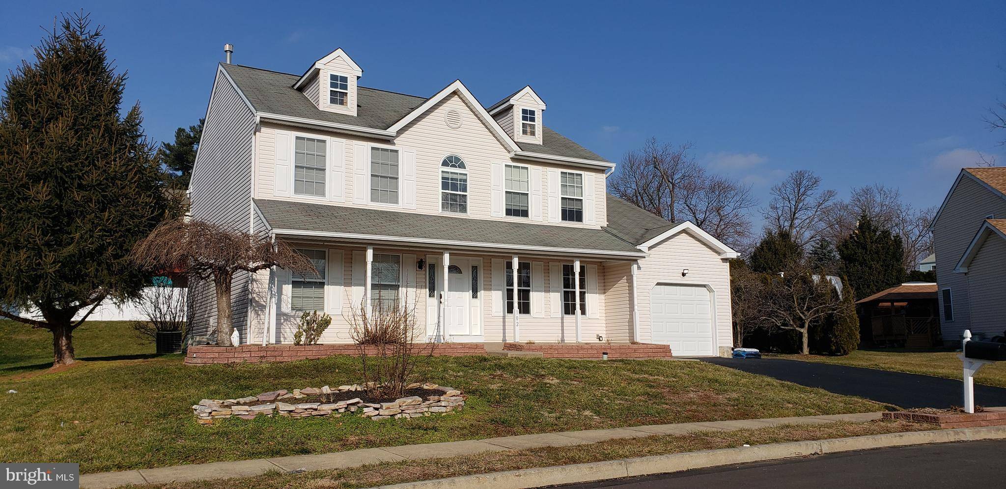 Feasterville Trevose, PA 19053,102 CHARTER CT