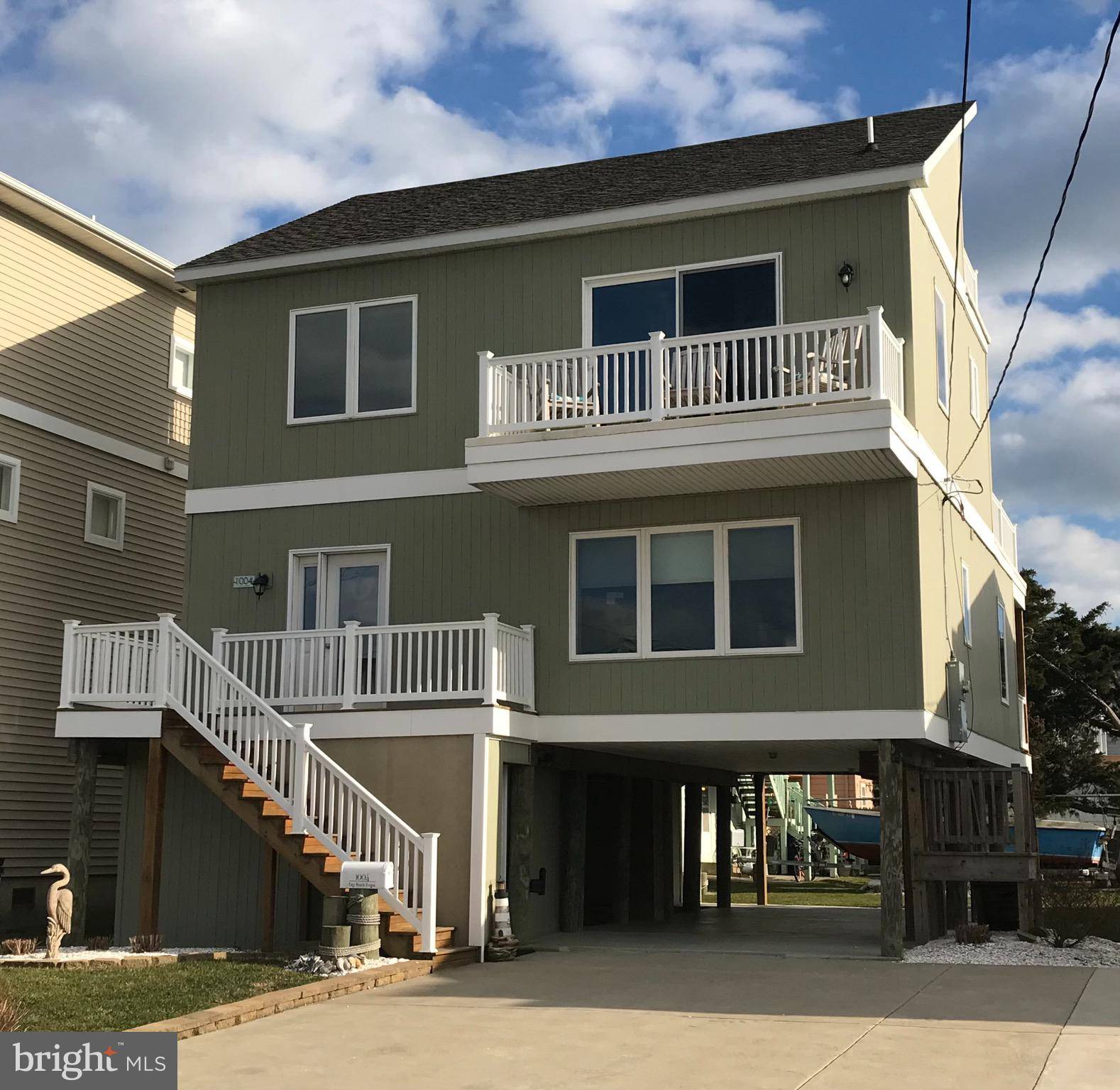 Brigantine, NJ 08203,1004 E BEACH AVE