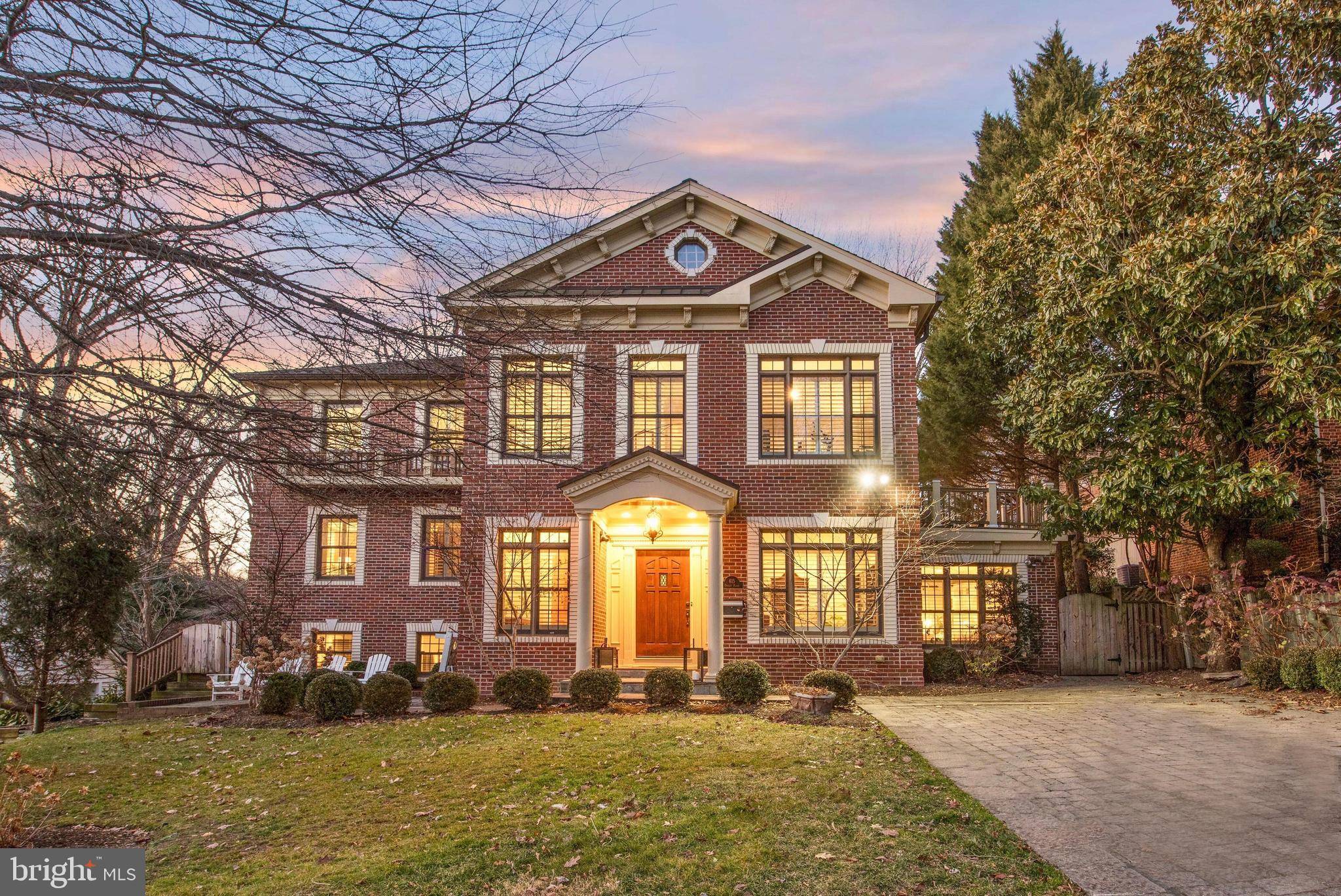 Alexandria, VA 22302,615 OAKLEY PL