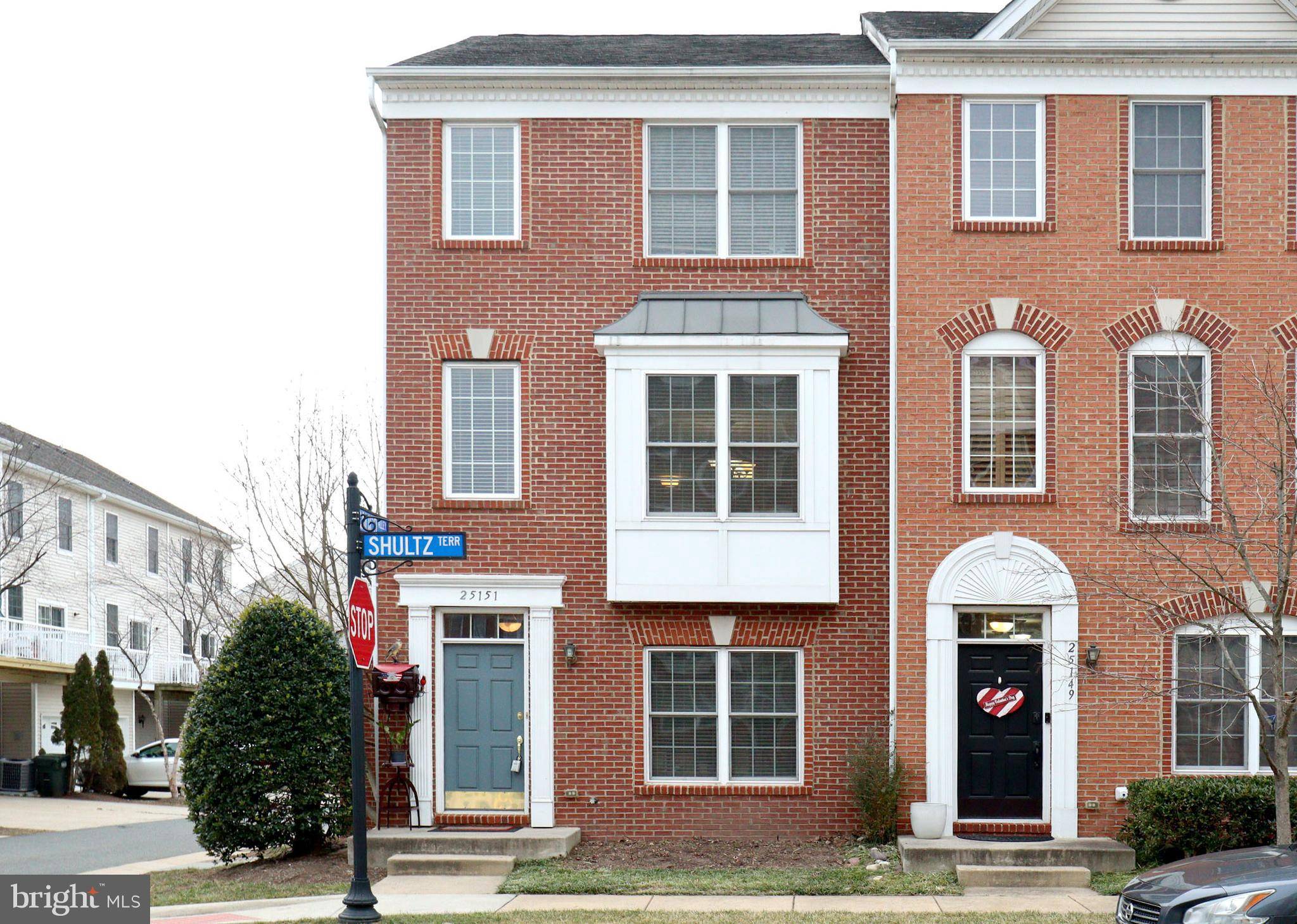 Chantilly, VA 20152,25151 SHULTZ TER