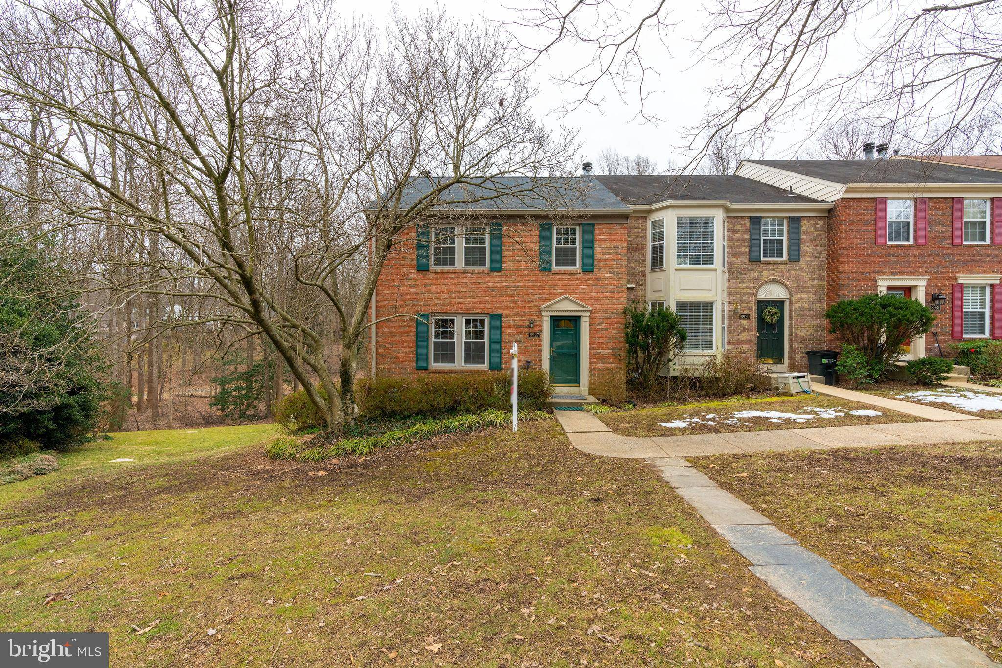 Springfield, VA 22152,8927 PARK FOREST DR